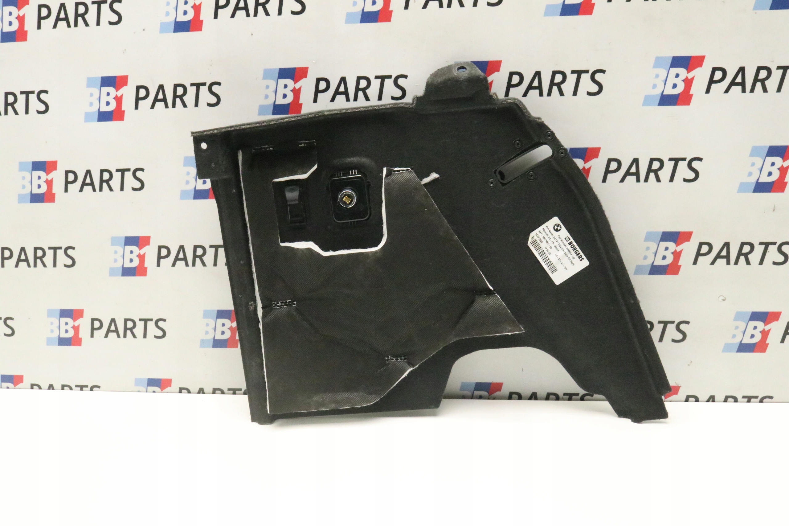 BMW G01 X3 F97 side upholstery boot right 6998054