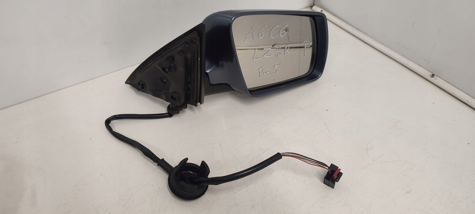 mirror right LZ7R 5pin Audi A6 C6 3,0 TDI Allroad