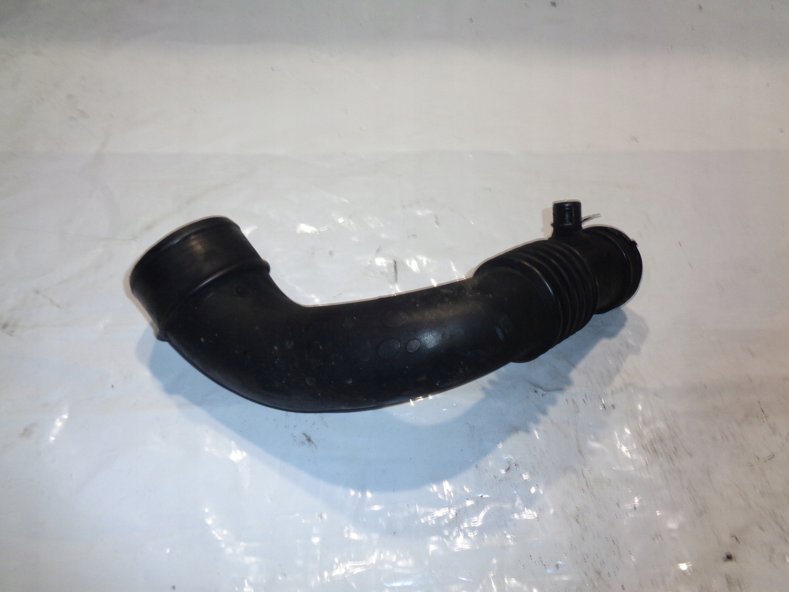 ТРУБА ІНТЕРКУЛЕРА SCENIC II 1.9 DCI 8200201615A