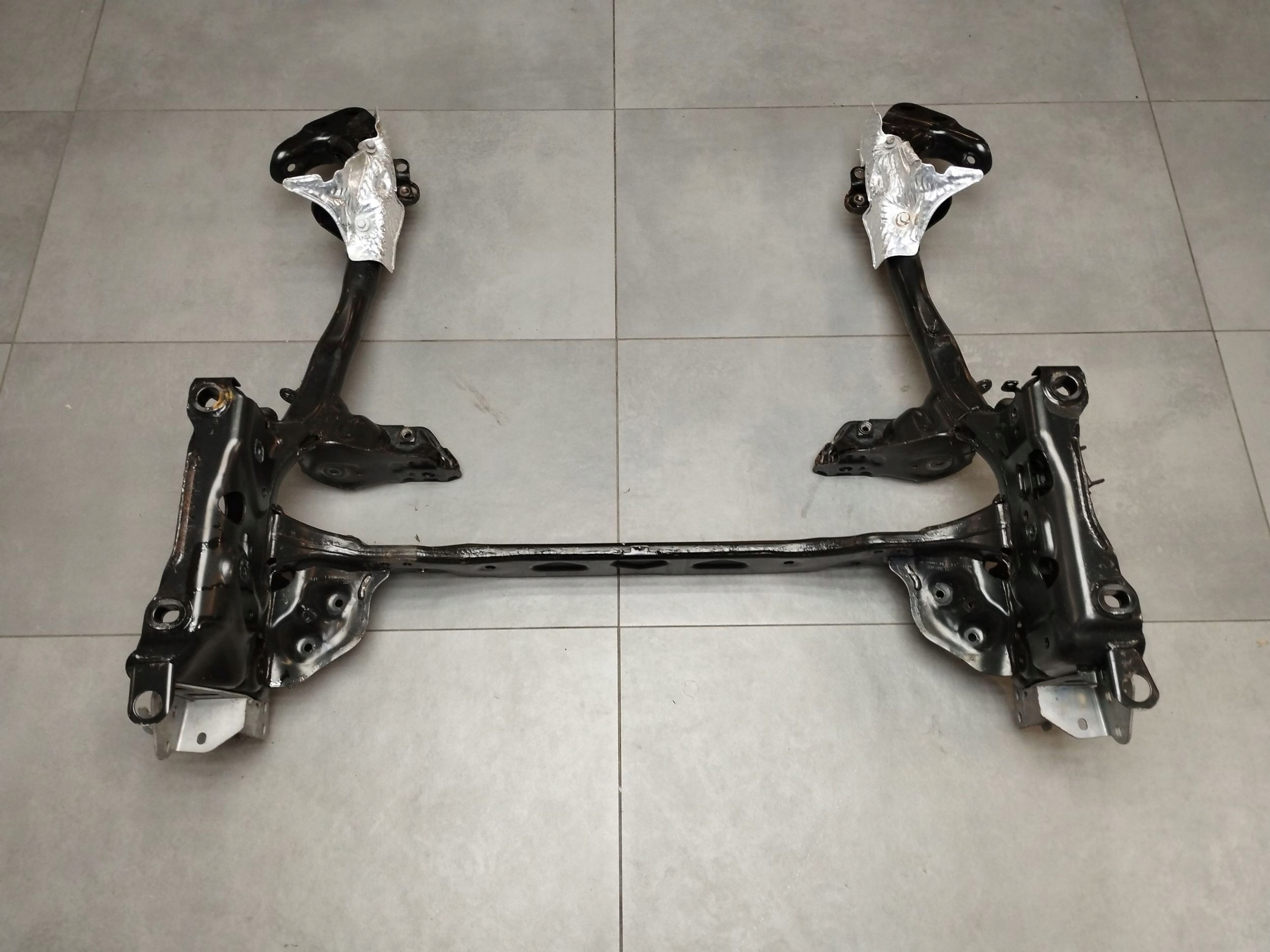 Audi A8 D4 4H 3.0 TDI axle beam axle beam subframe 4H0399553B