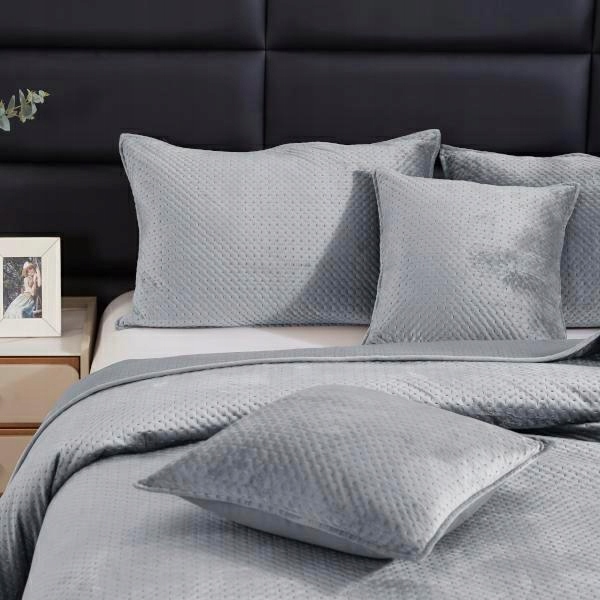 Přehoz velurový 200x220 Maya šedý geometrický křížky I24