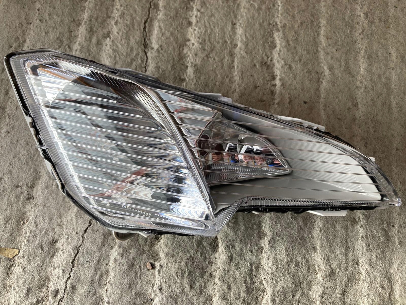 HALOGEN PRAWY FORD ECOSPORT LIFT LIFTING USA/EU Producent części Inny