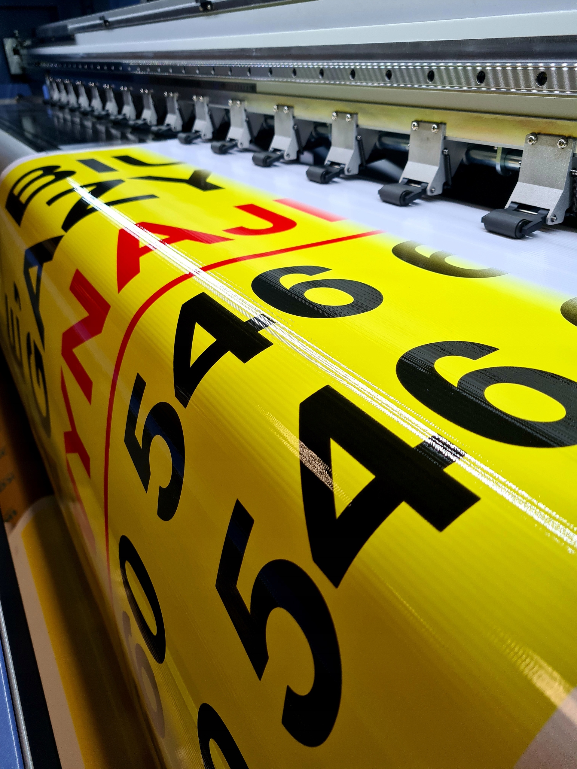 1m2 BANER PREMIUM POWLEKANY 510G, MOCNY, WYSOKA JAKOŚĆ Rodzaj gotowy