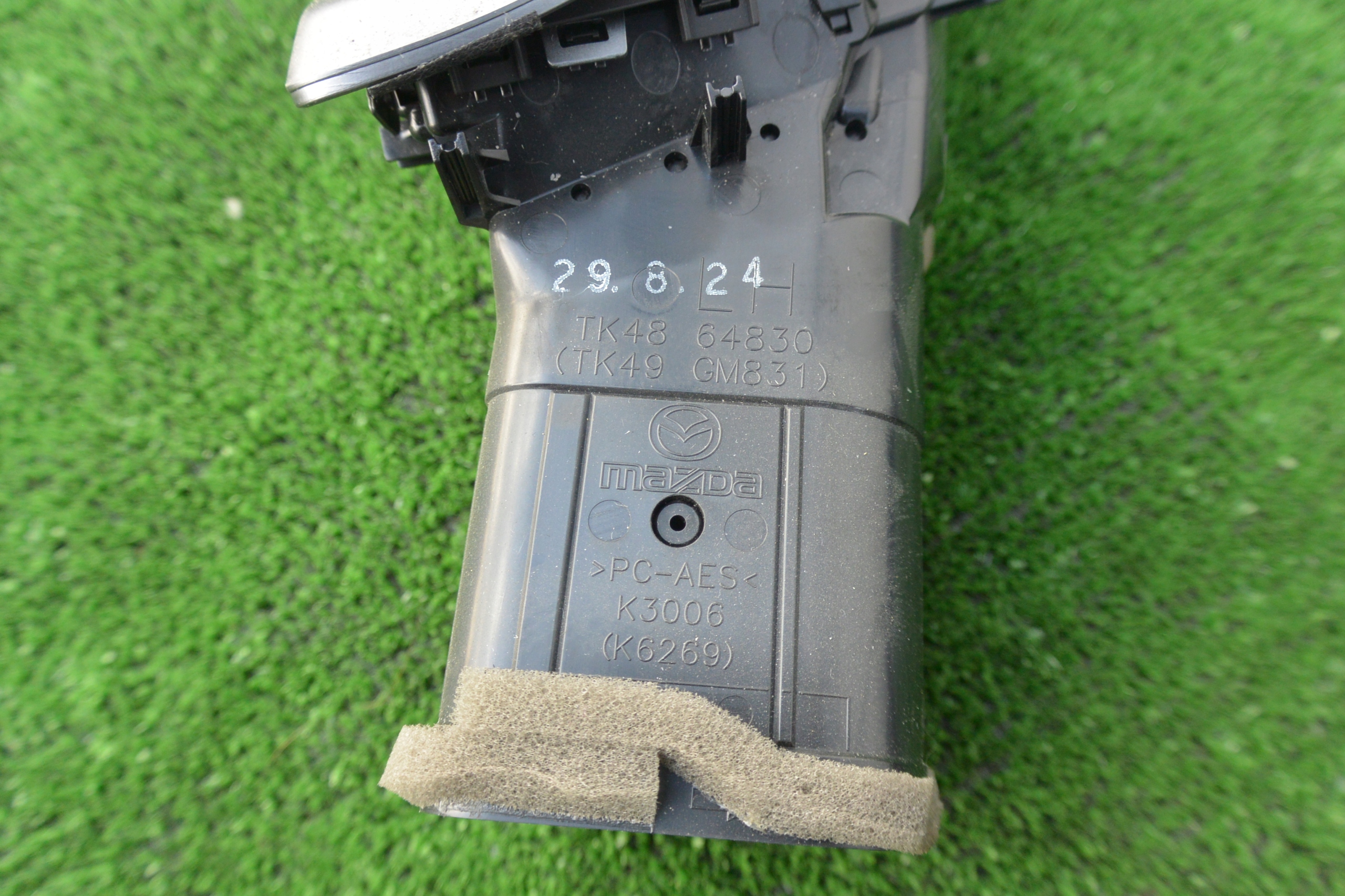 REŠETKA REŠETKA VENTILACIJE ARMATURE DEKOR KPL MAZDA CX9 EU