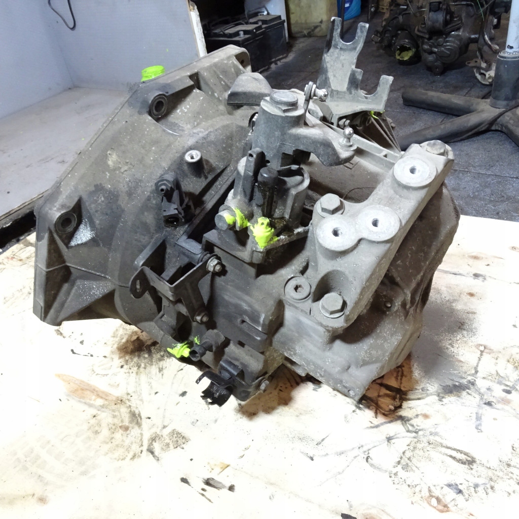 OPEL INSIGNIA A 2.0CDTI gearbox, F40 55561696