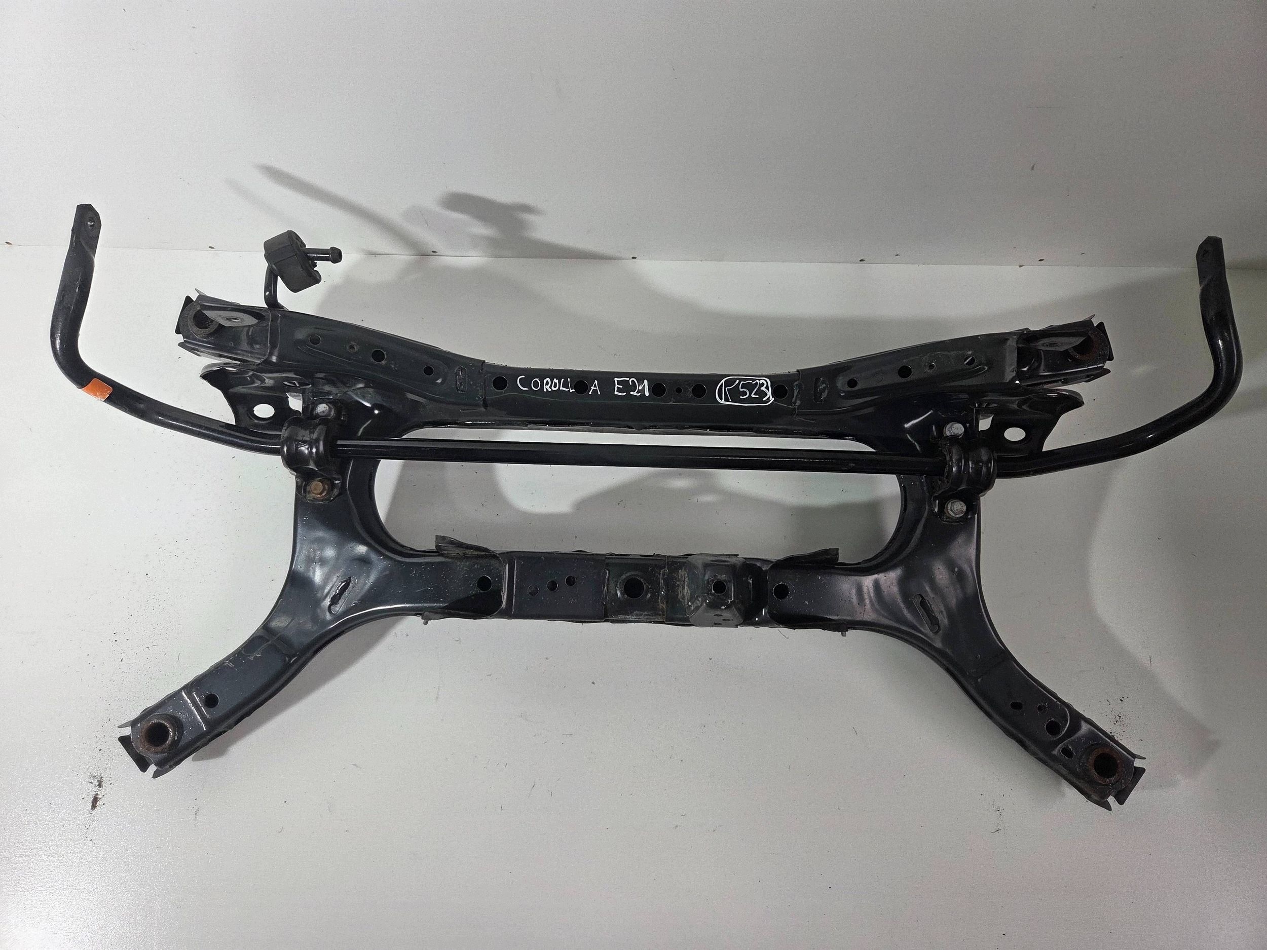 Toyota Corolla E21 axle beam rear. (K532)