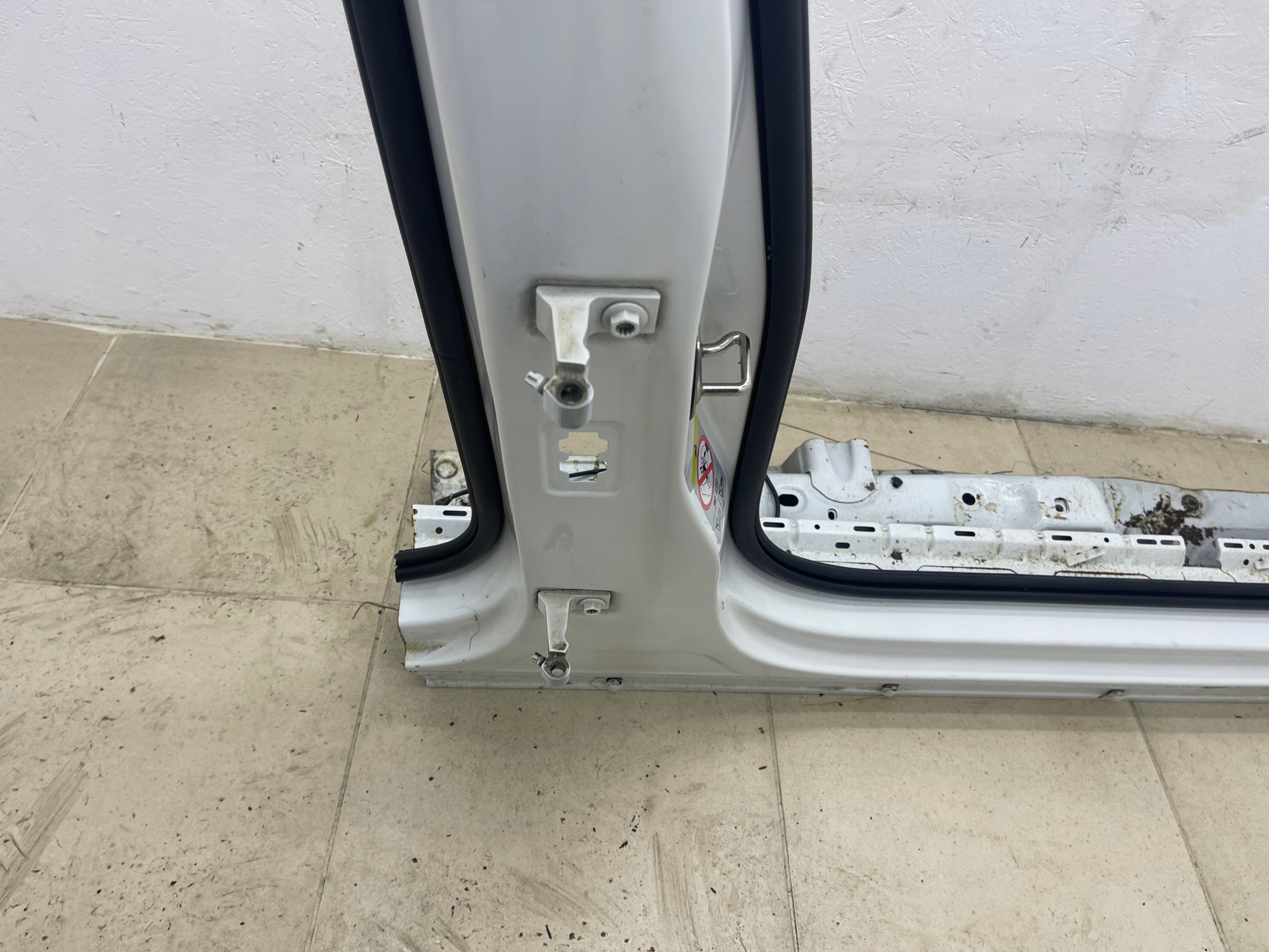 pillar threshold VW PASSAT B8 3G right BIALY LB9A original