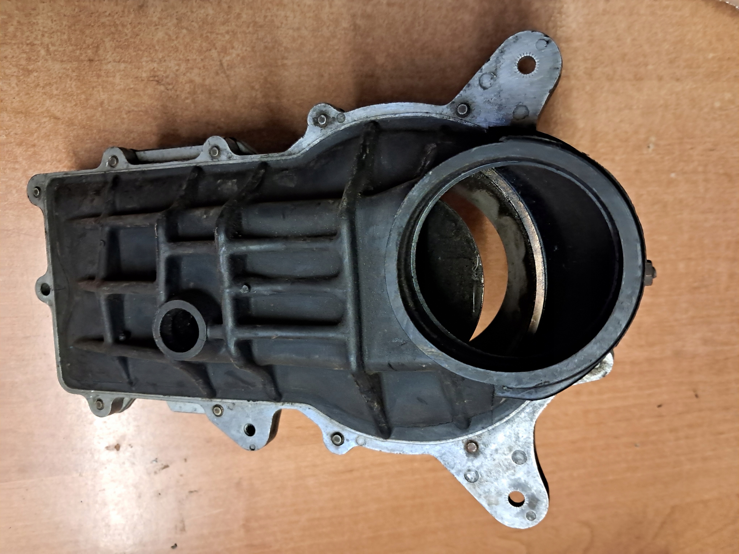 Valvola a farfalla MERCEDES W123 230 0438120116