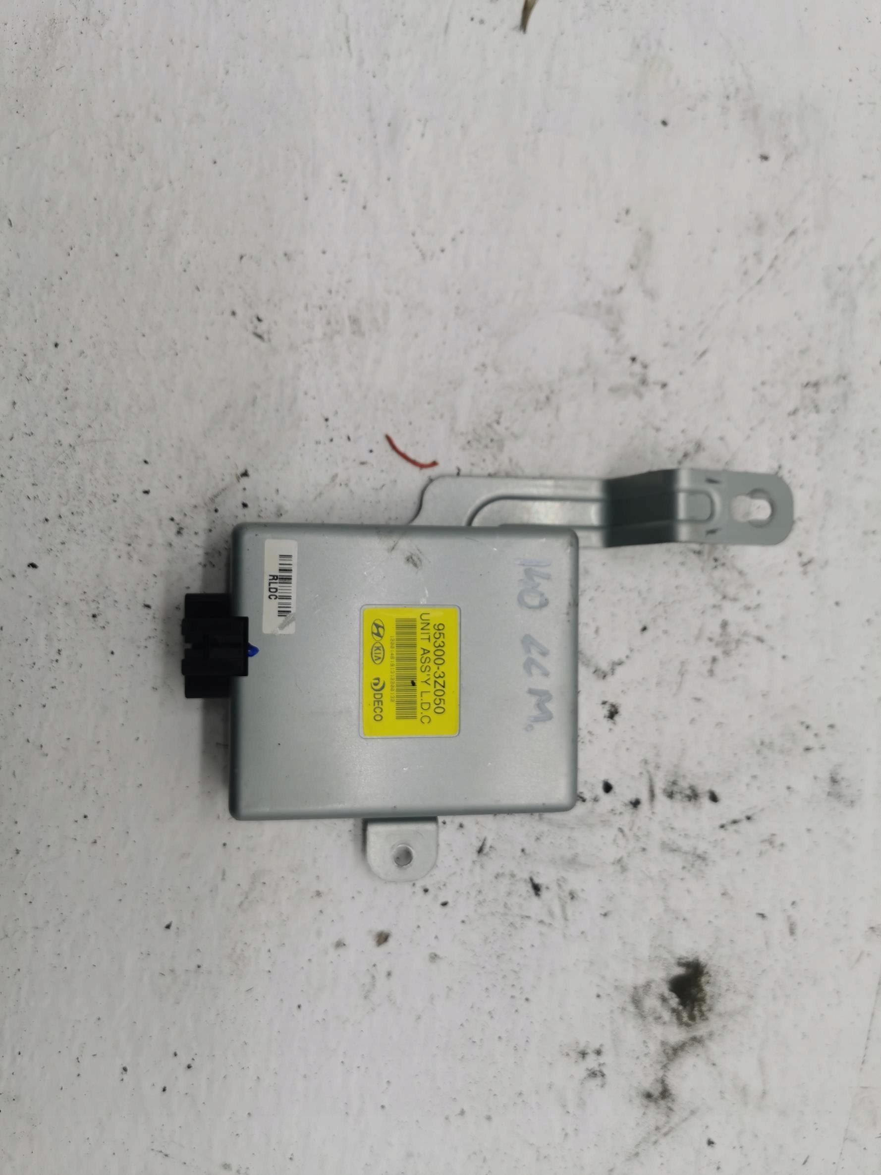 module control unit ASSY HYUNDAI I40 95300-3Z050