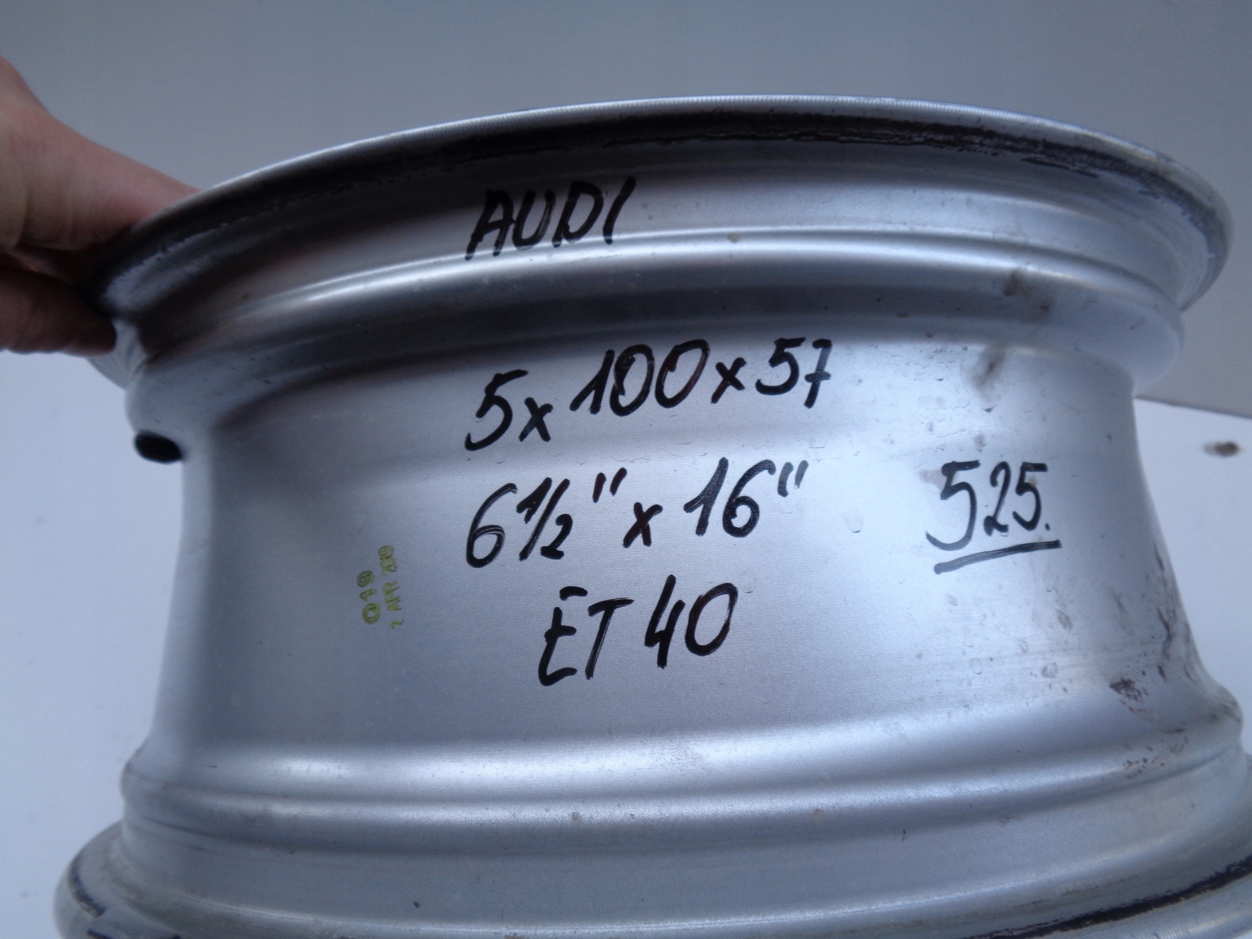 disk hliníkový AUDI 6,5JX16 ET40 5X100 82A601025C