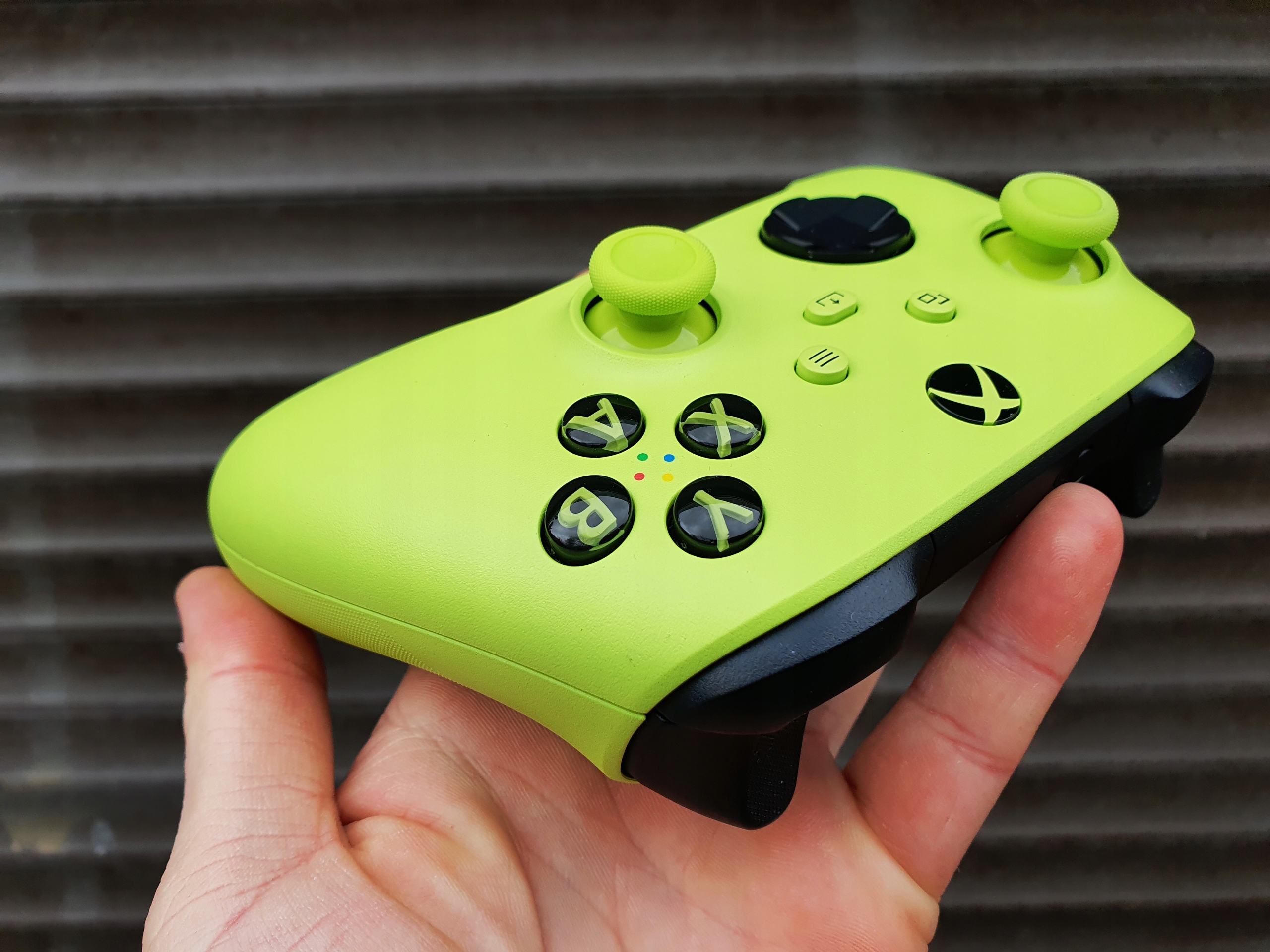 PAD XBOX SERIES S X PC ONE ELECTRIC VOLT ŻÓŁTY Marka Microsoft