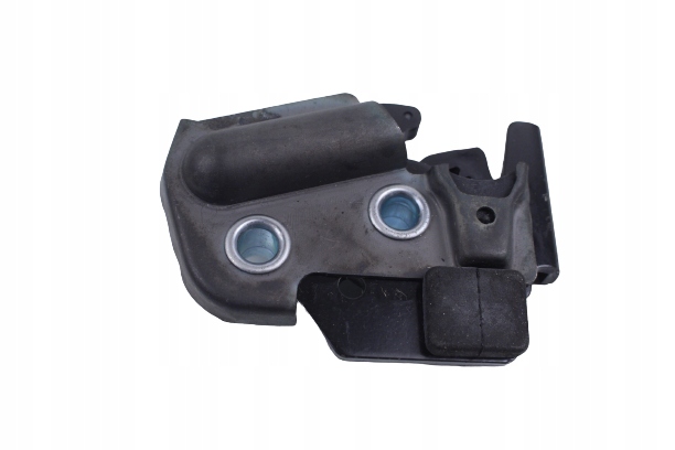 ЗАЩЕЛКА СИДЕНИЯ ЛЕВЫЙ ЗАД. MERCEDES 0009200079