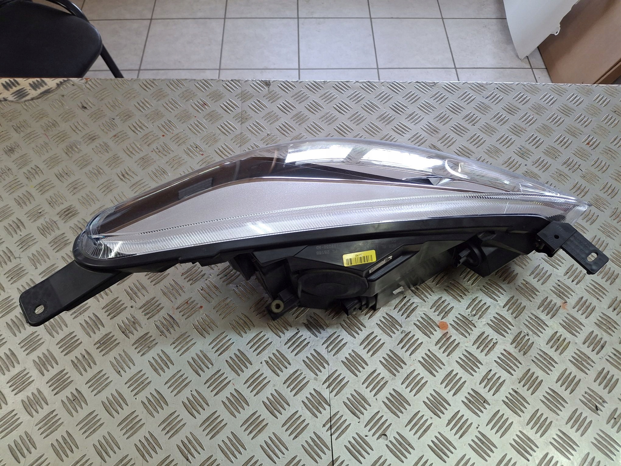 light left front FORD FIESTA MK8 2017R->
