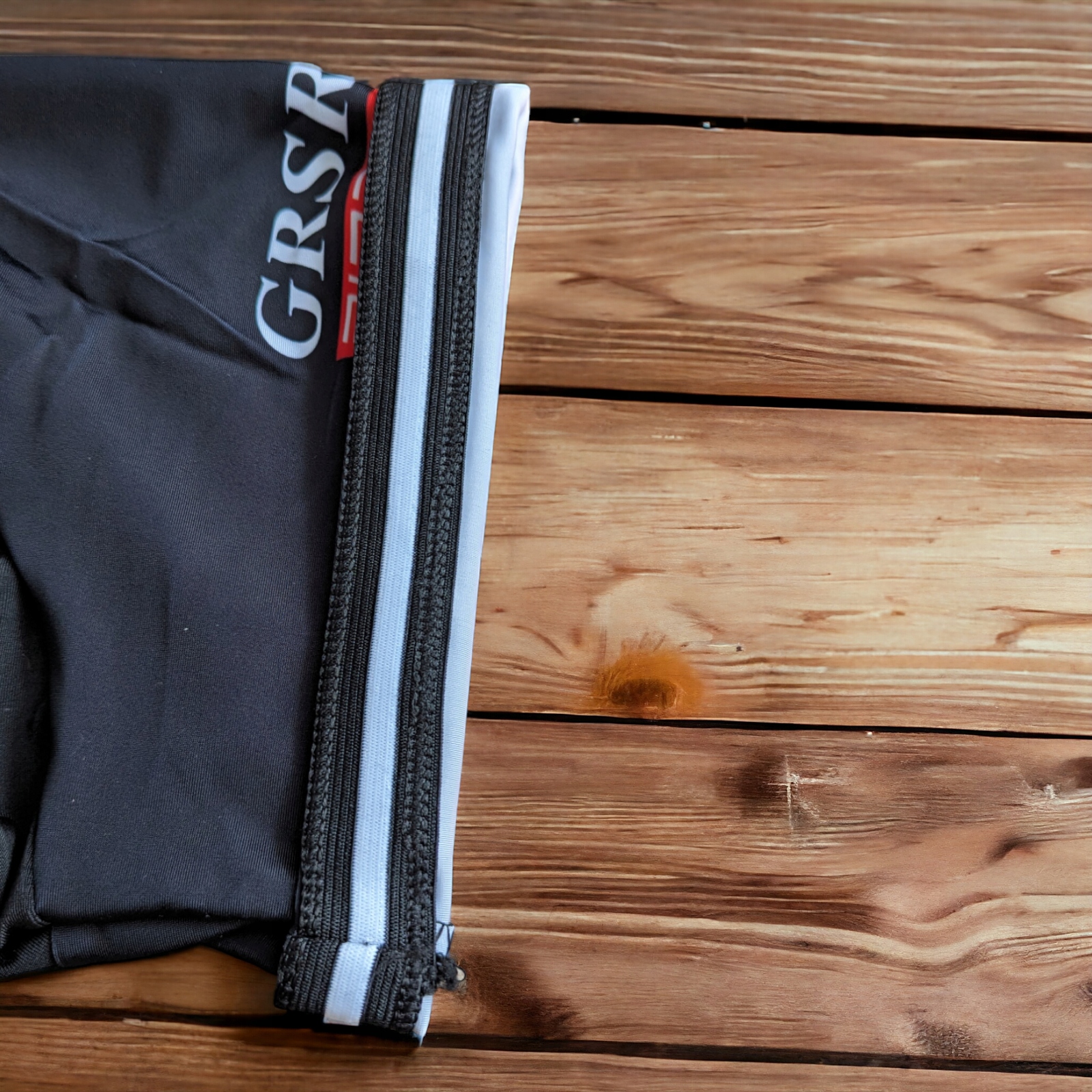 SZORTY SPODENKI ROWEROWE KOLARSKIE SPORTOWE KRÓTKIE WKŁADKA ŻELOWA 5D UV Materiał dominujący poliester