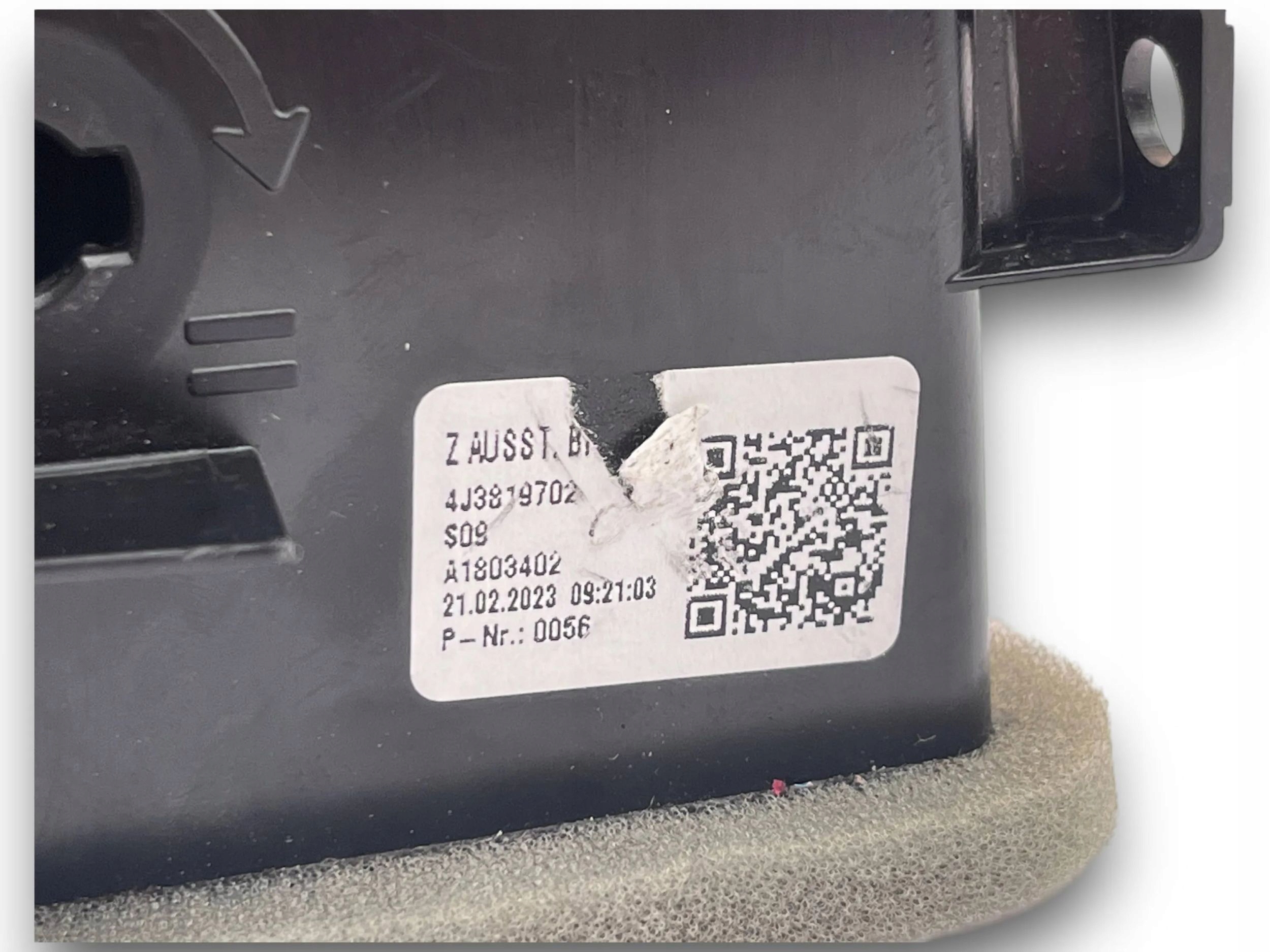 AUDI E-TRON GT grid air conditioning devices right 4J3819702 $J