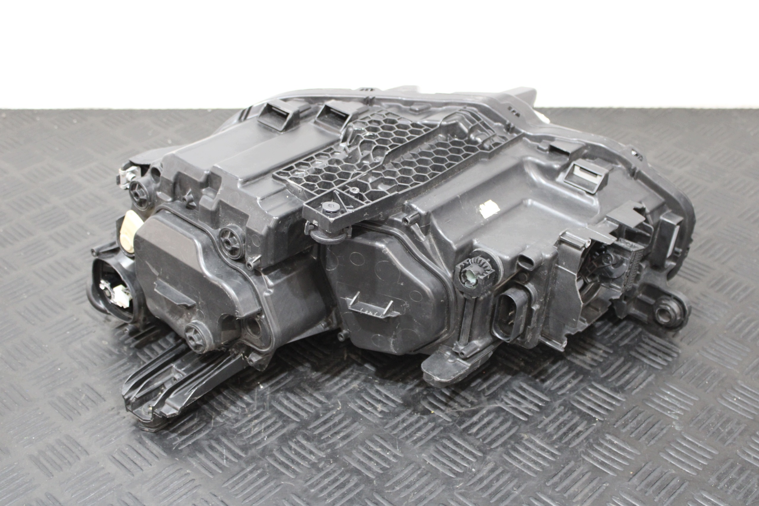light right front 3G1941114D VW PASSAT B8 3G0 3G9