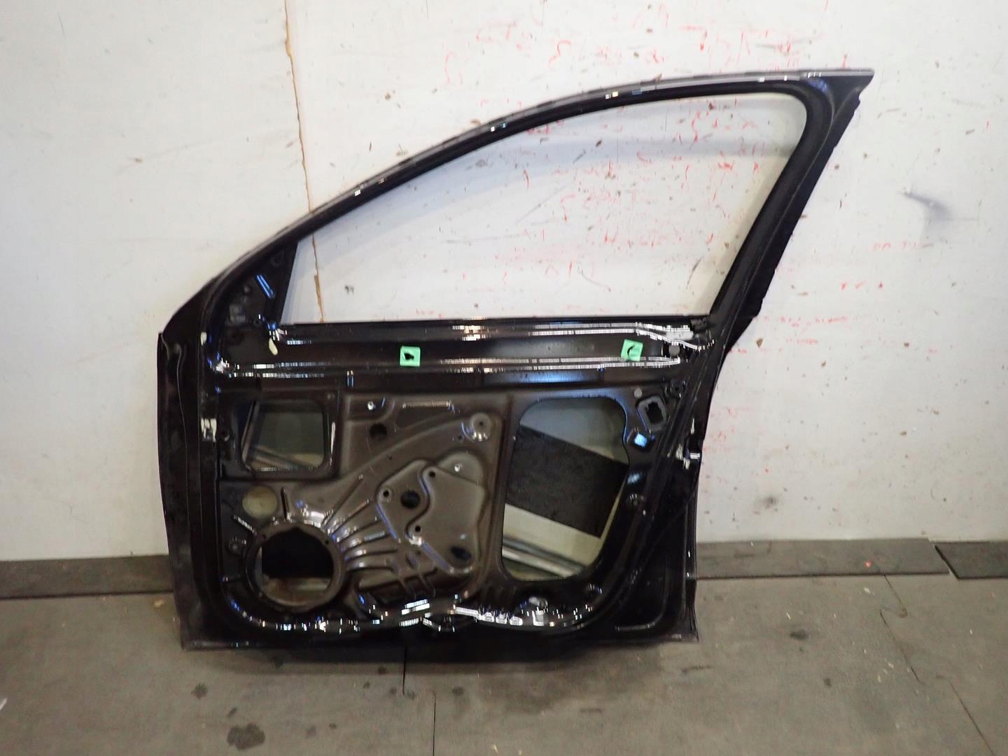 door front front right SKODA OCTAVIA III 2012