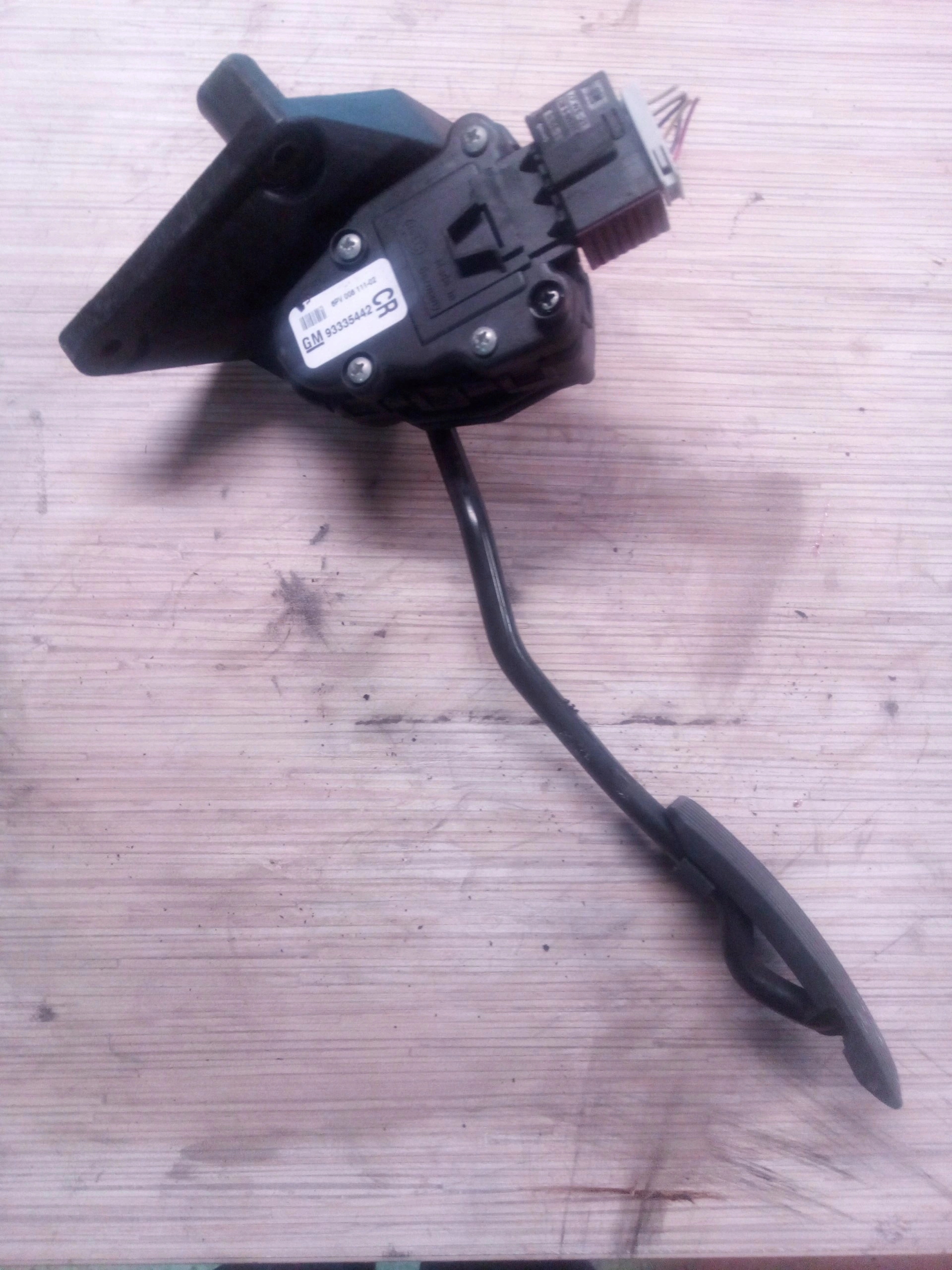 OPEL MERIVA A accelerator pedal potentiometer 93335442 CR