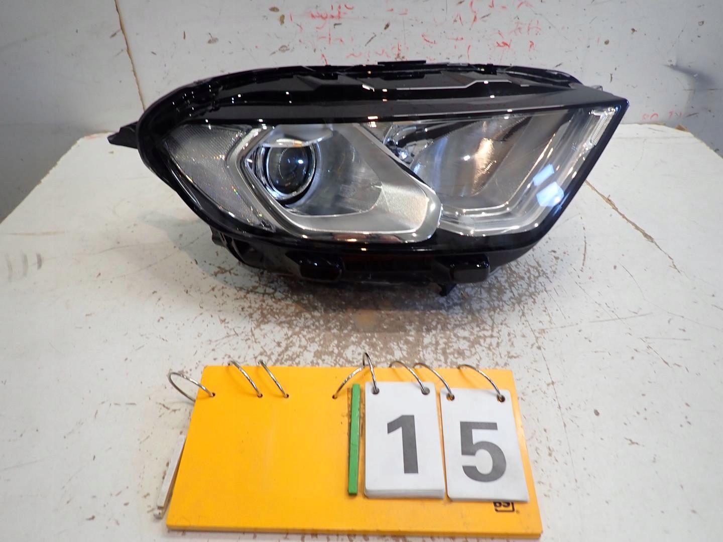 light front right FORD ECOSPORT LIFT 2017- XENON