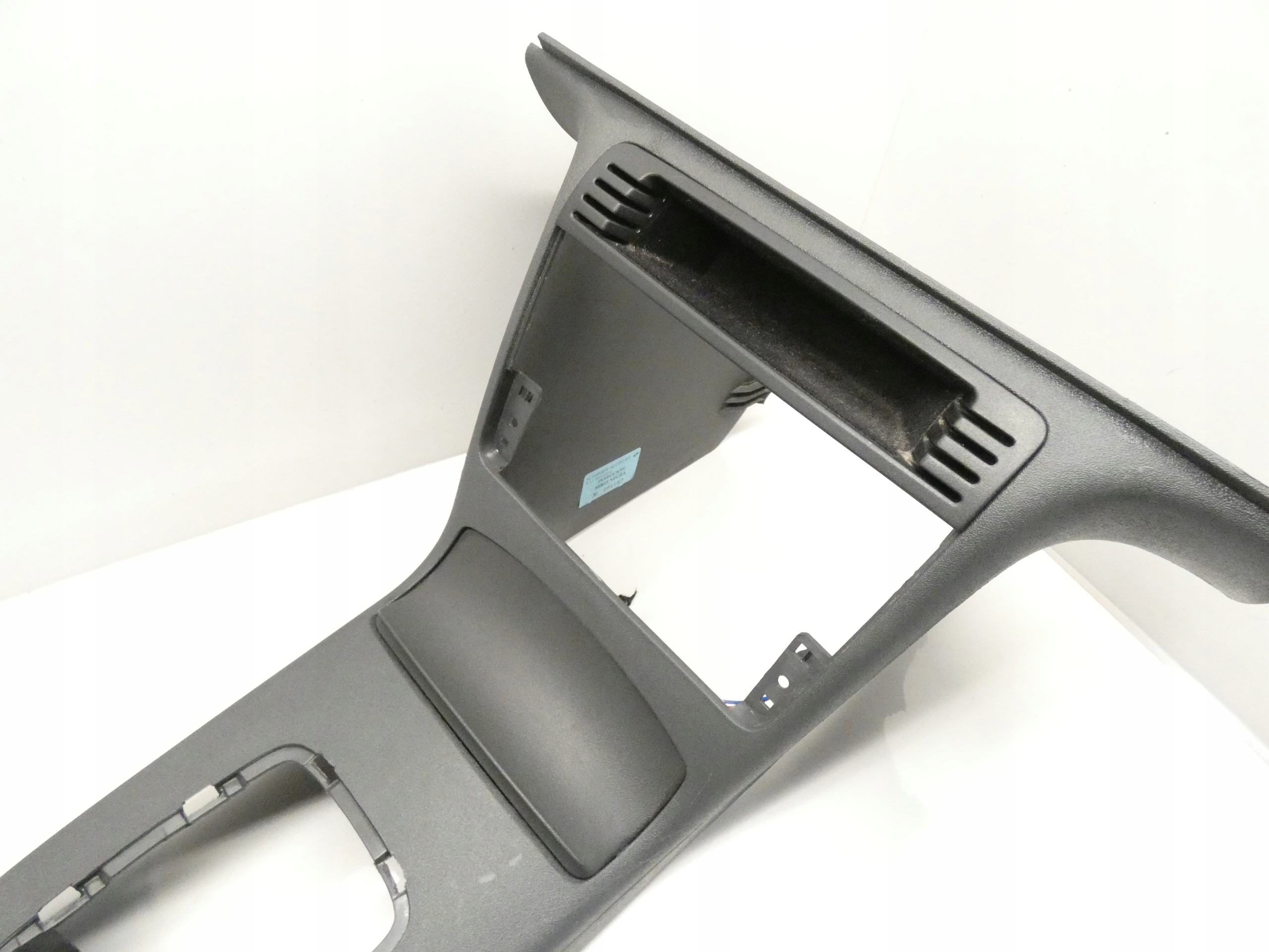 тунель середина vw LUPO POLO III 6N2 РЕСТАЙЛИНГ 6N0863243