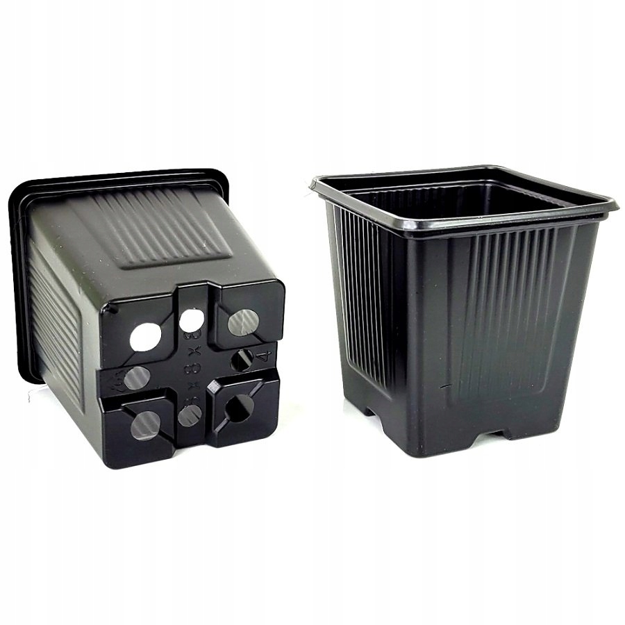 

Doniczka plastikowa na rozsadę czarna Miękka 8x8cm