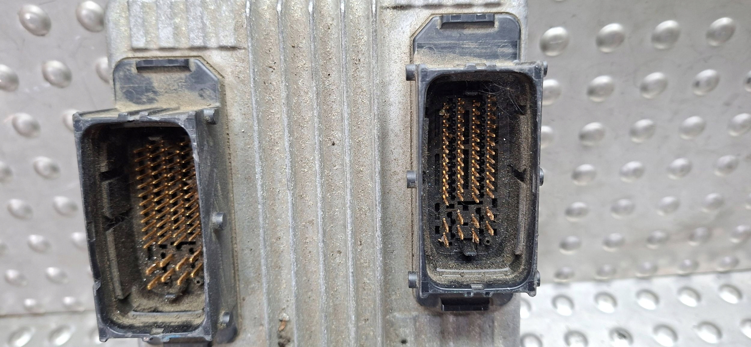 control unit of the engine 8980741470 OPEL MERIVA A 1.7 CDTI 2003