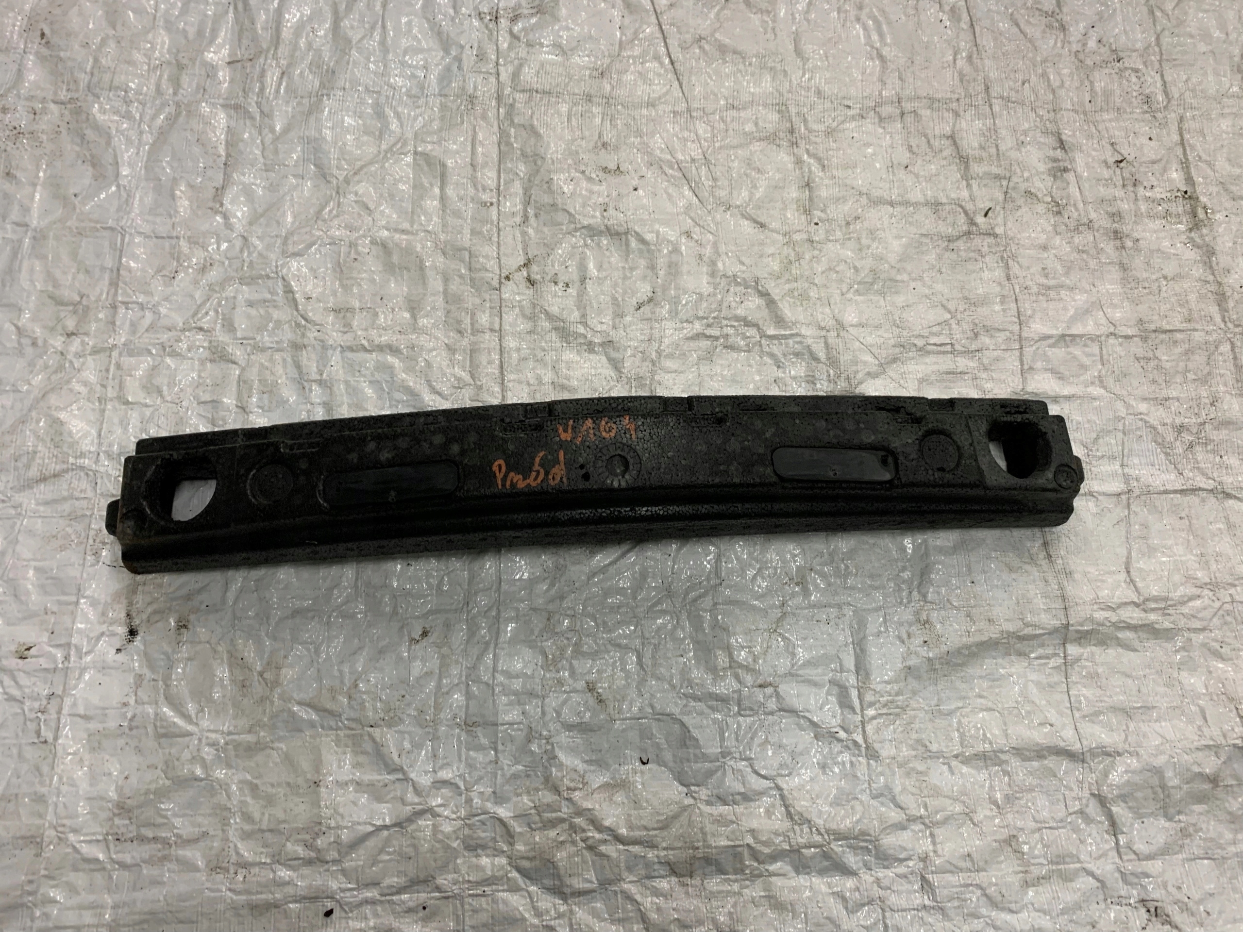 MERCEDES ML W164 ABSORBER ZDERZAKA PRZEDNI PRZÓD