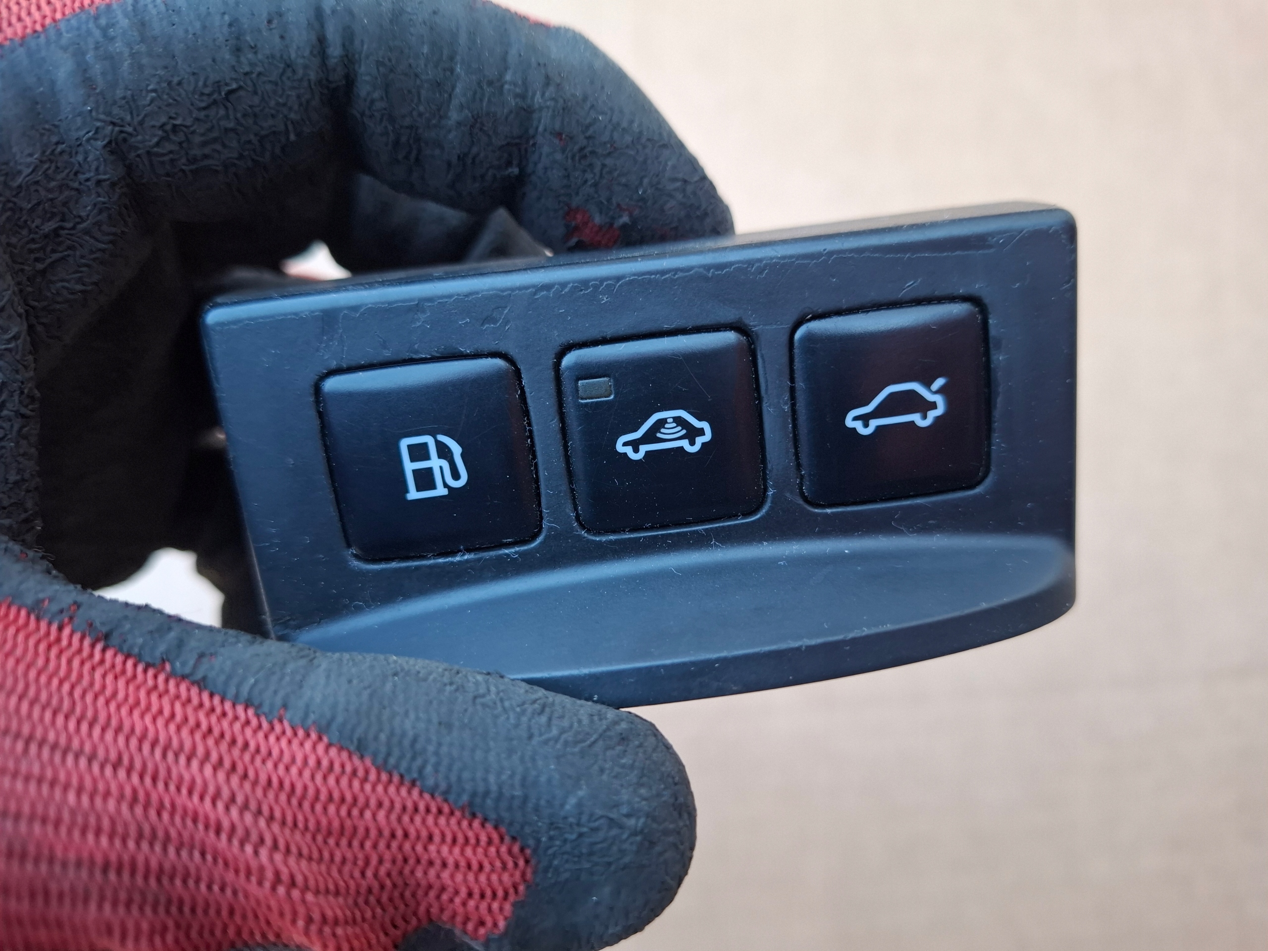 switch levers boot door WLEW alarm 8N0962101 AUDI TT 8N PANEL