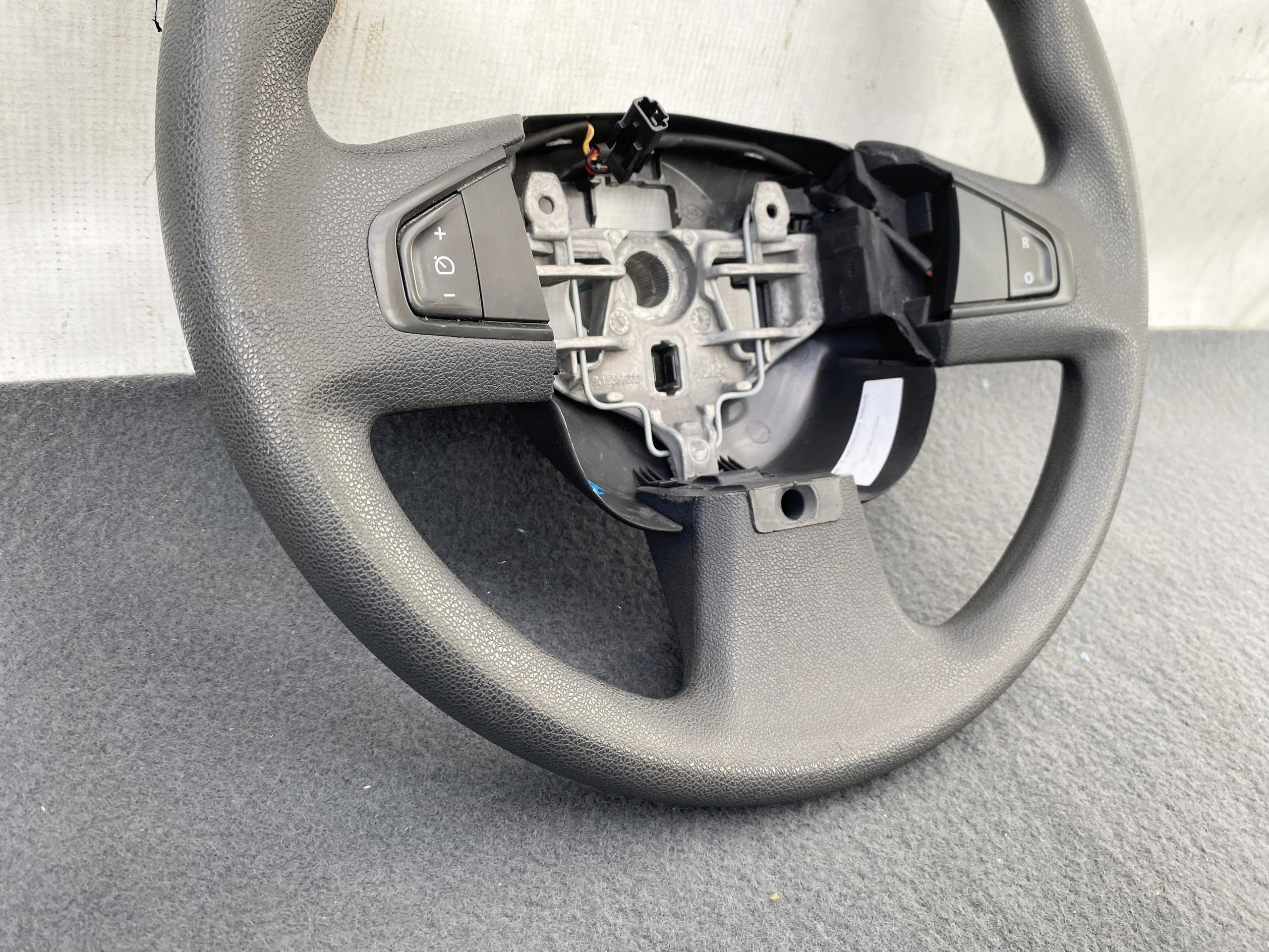 MASTER 3 MOVANO NV400 10- steering wheel, originál TEMPOMAT 484300032R nice