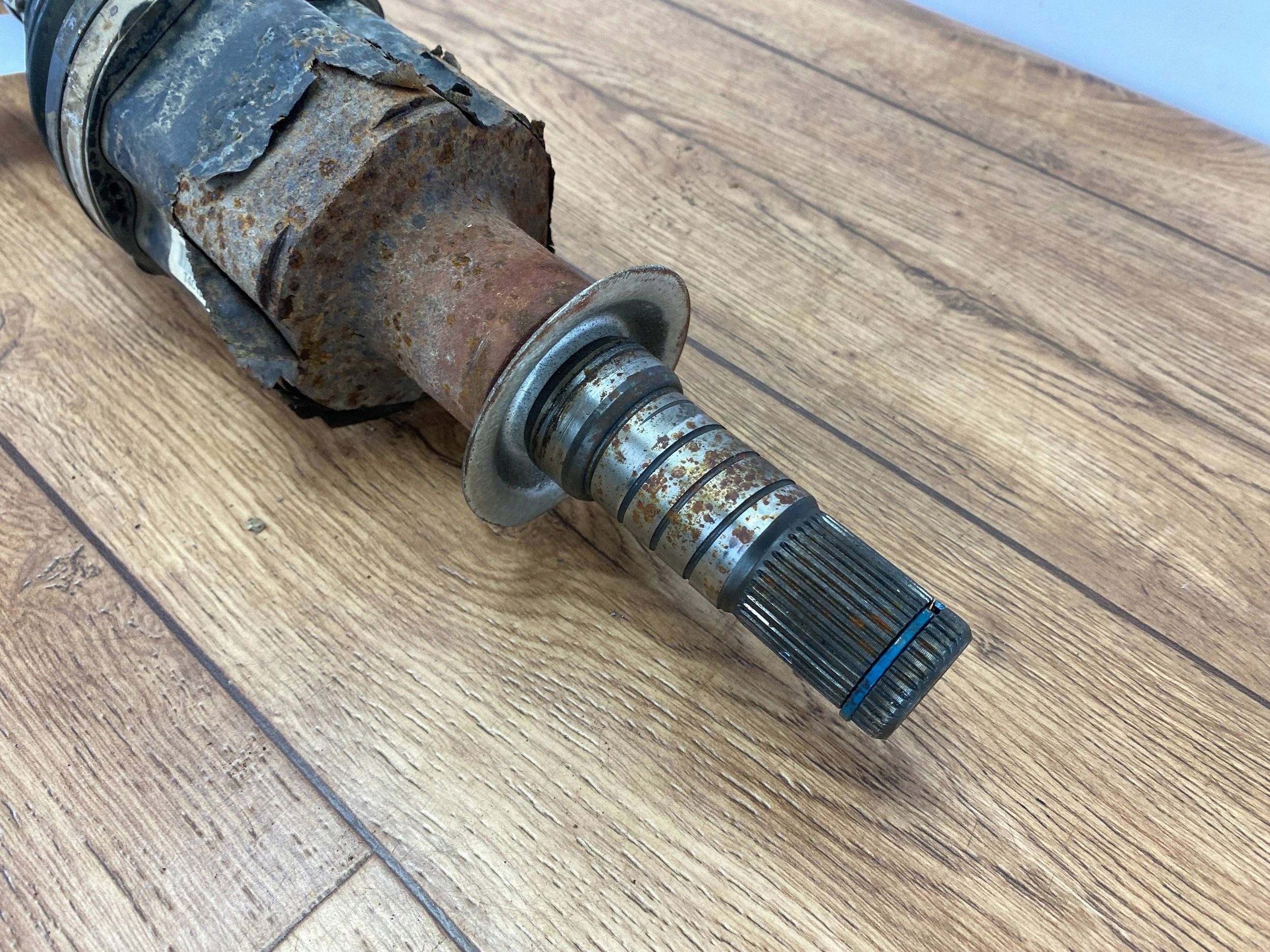 semi-axis front left Dodge Ram 1500 DT 2019+