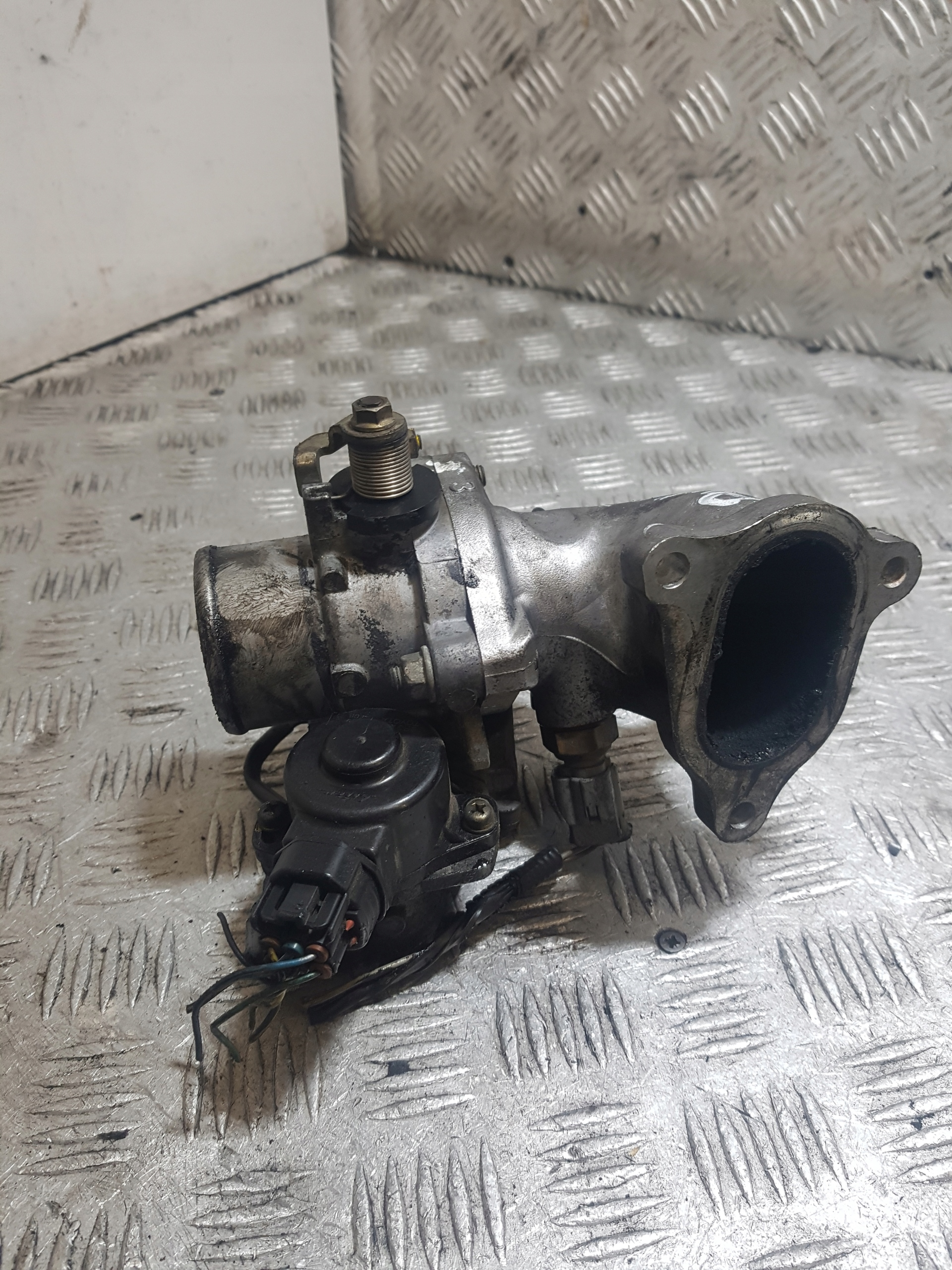 Valvola a farfalla TOYOTA AVENSIS T25 2.0 D4D
