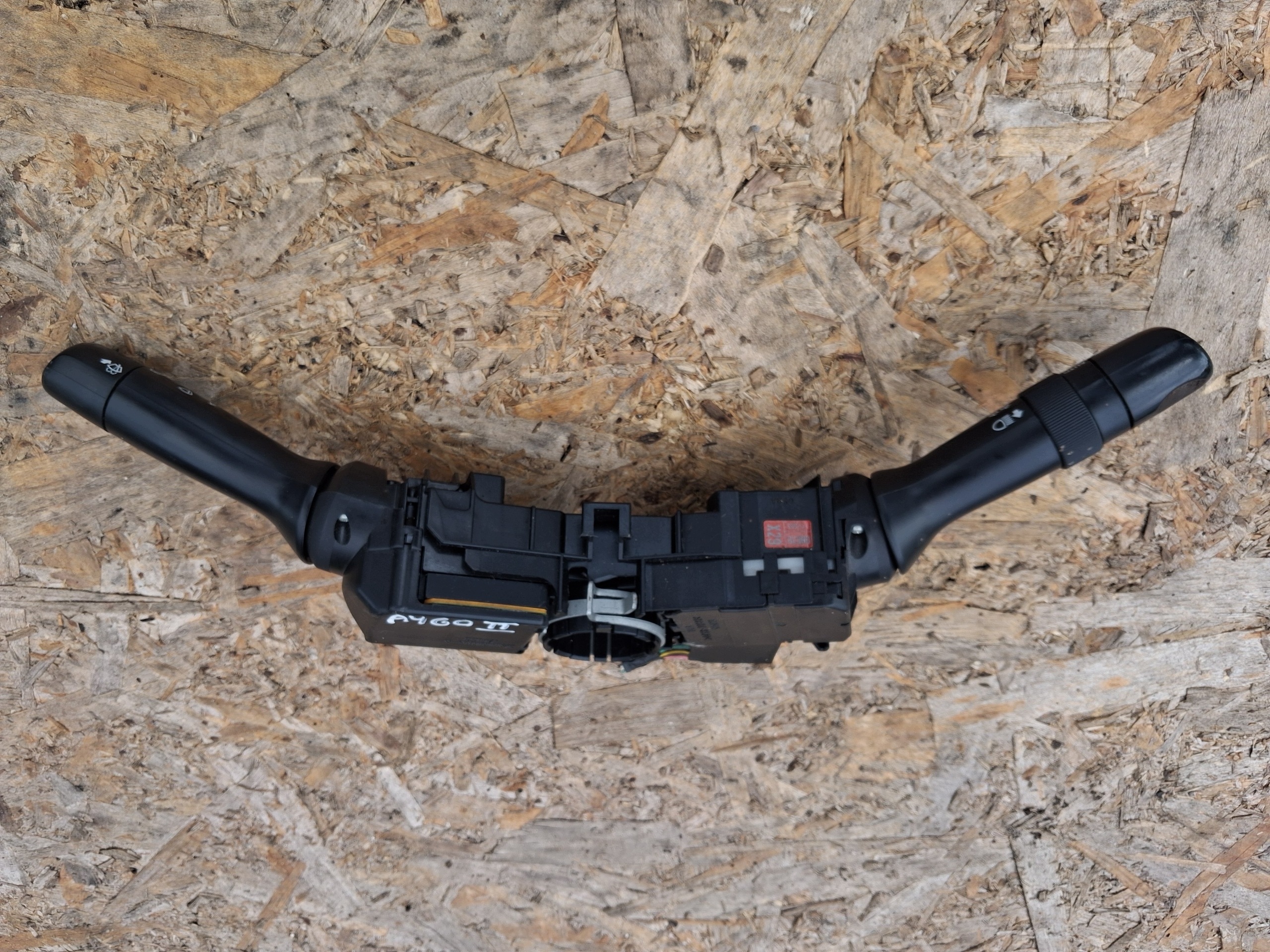 DEVIO LUCI TERGICRISTALLO TERGI DEVIO LUCI DEVIO TOYOTA AYGO II 0H070-17J089