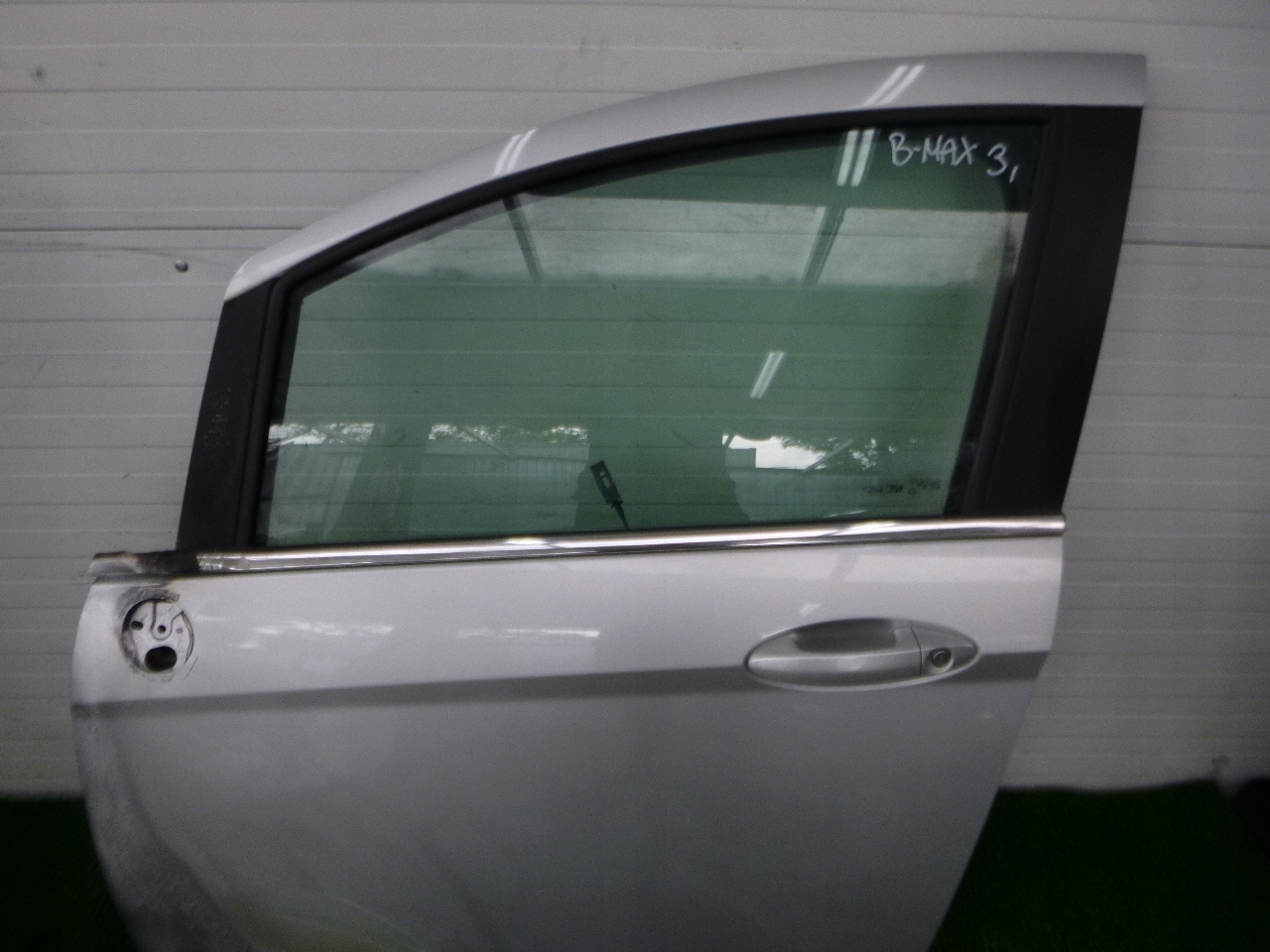 FORD B-MAX 12- door front left front SILVER