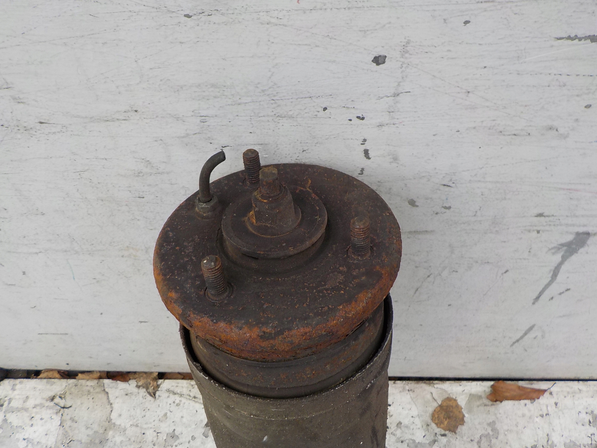 63 RANGE ROVER SPORT L320 shock absorber left front