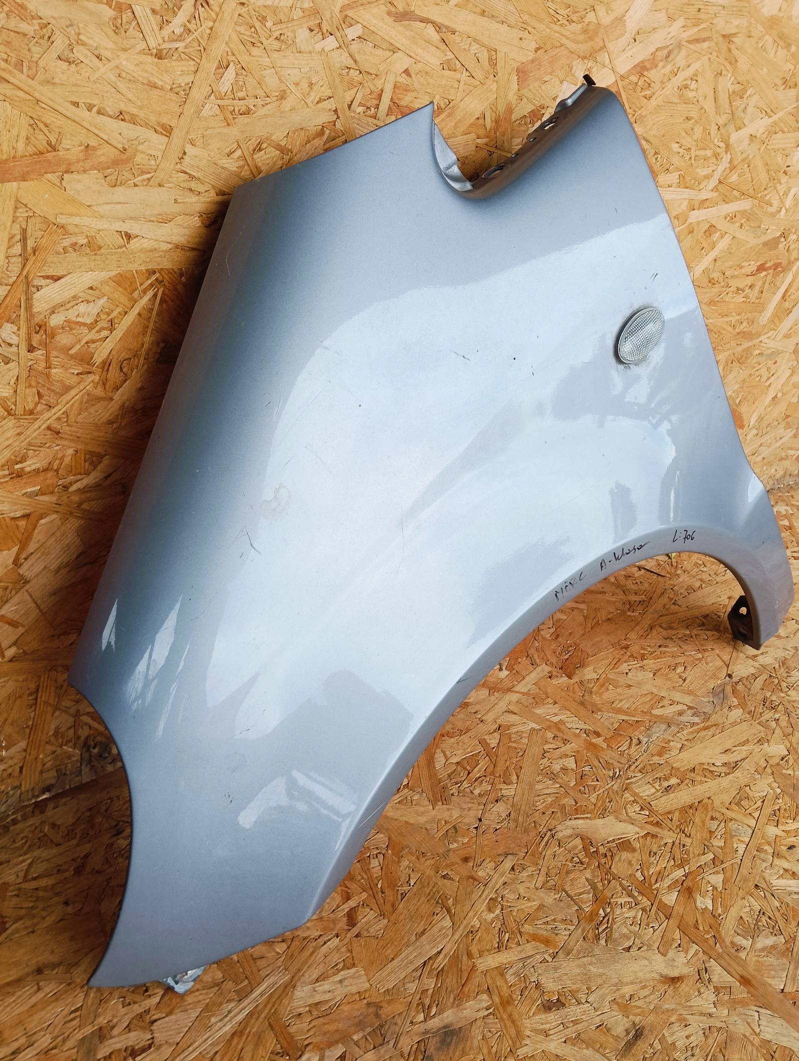 fender left front Mercedes A 170 00r 1686870107 Lak 706