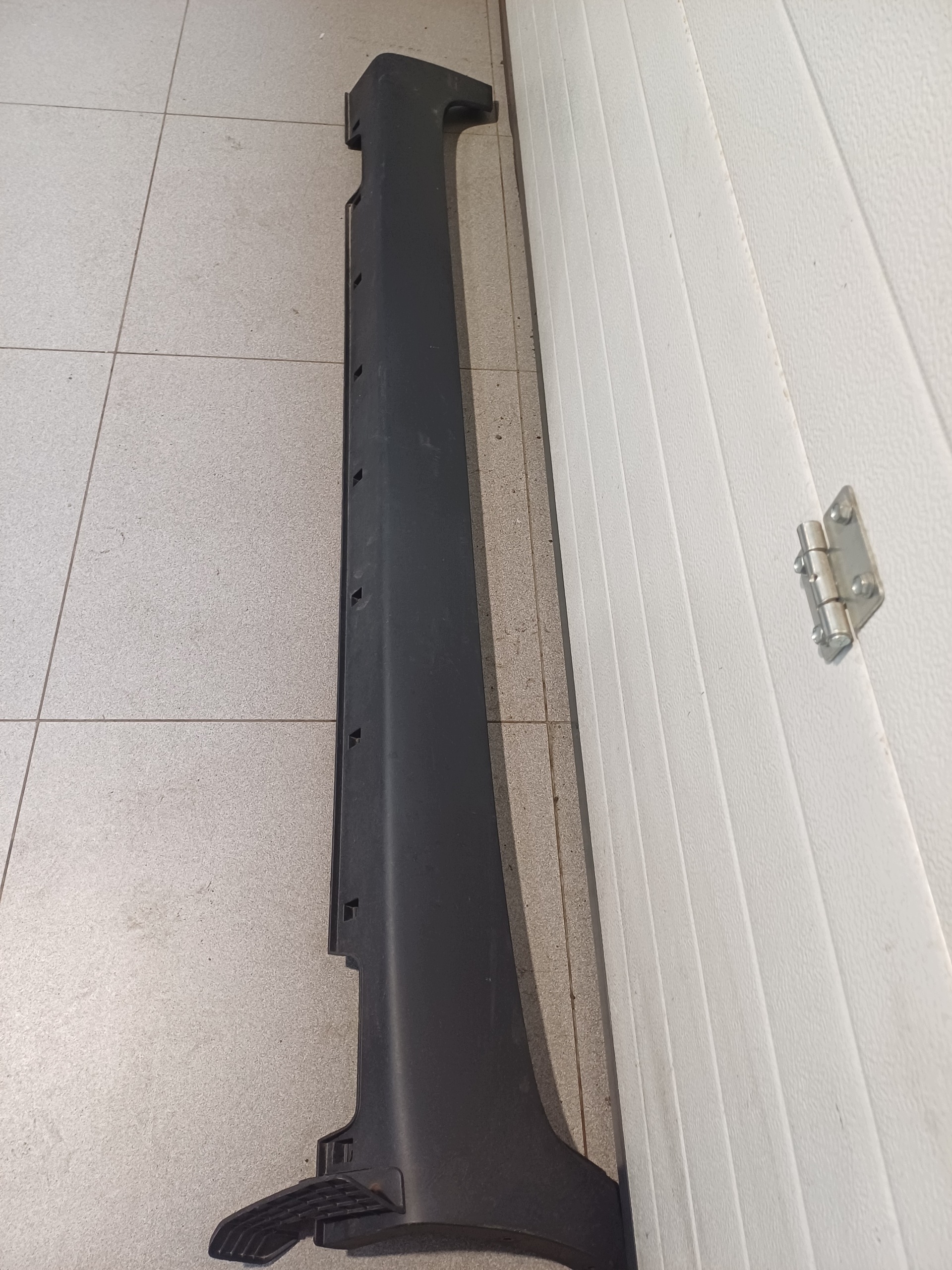 moulding threshold left KIA SPORTAGE III 87751-3U000
