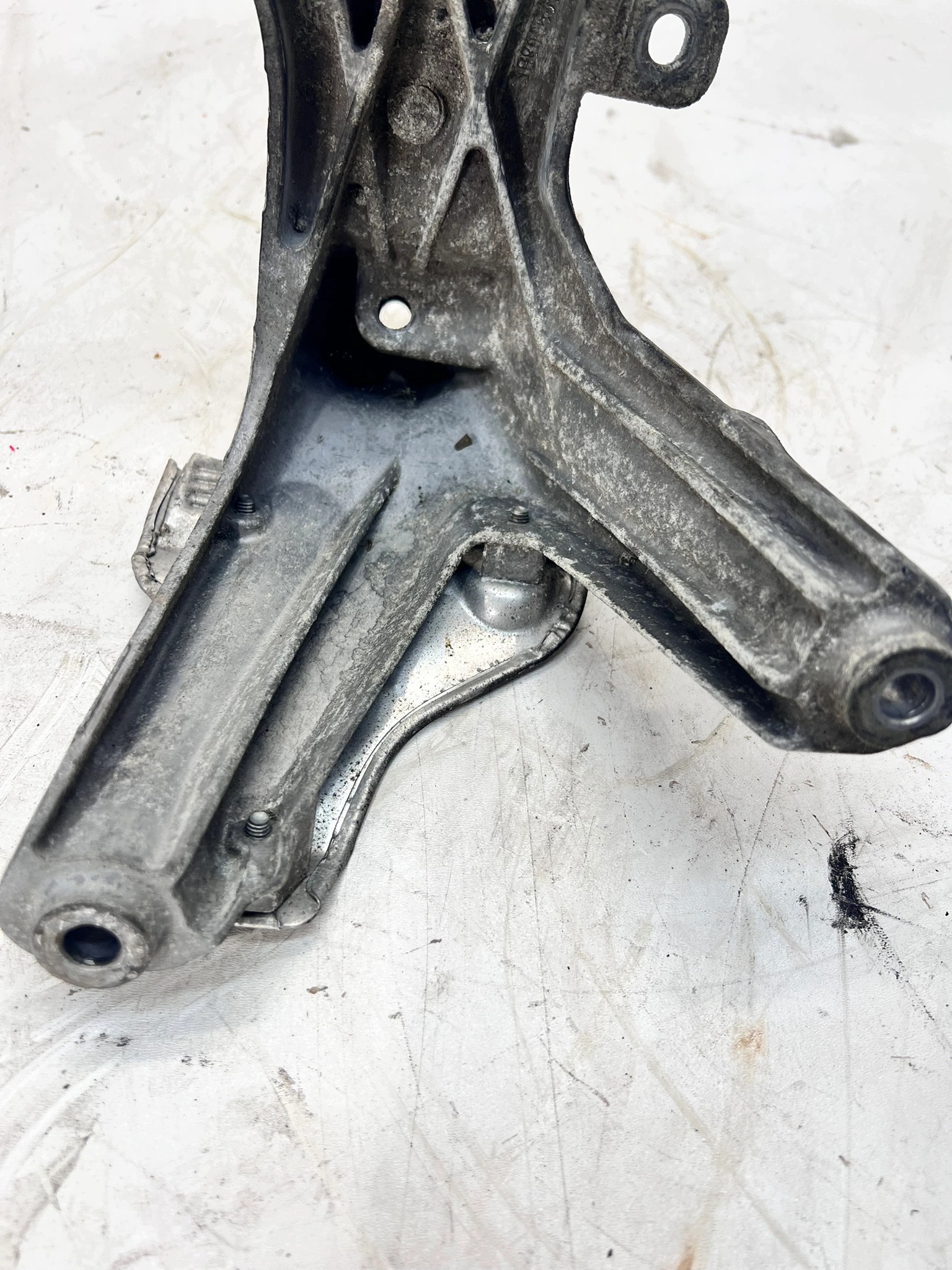 engine mount right AUDI A4 B8 A5 Q5 8K0199308EE 1/26