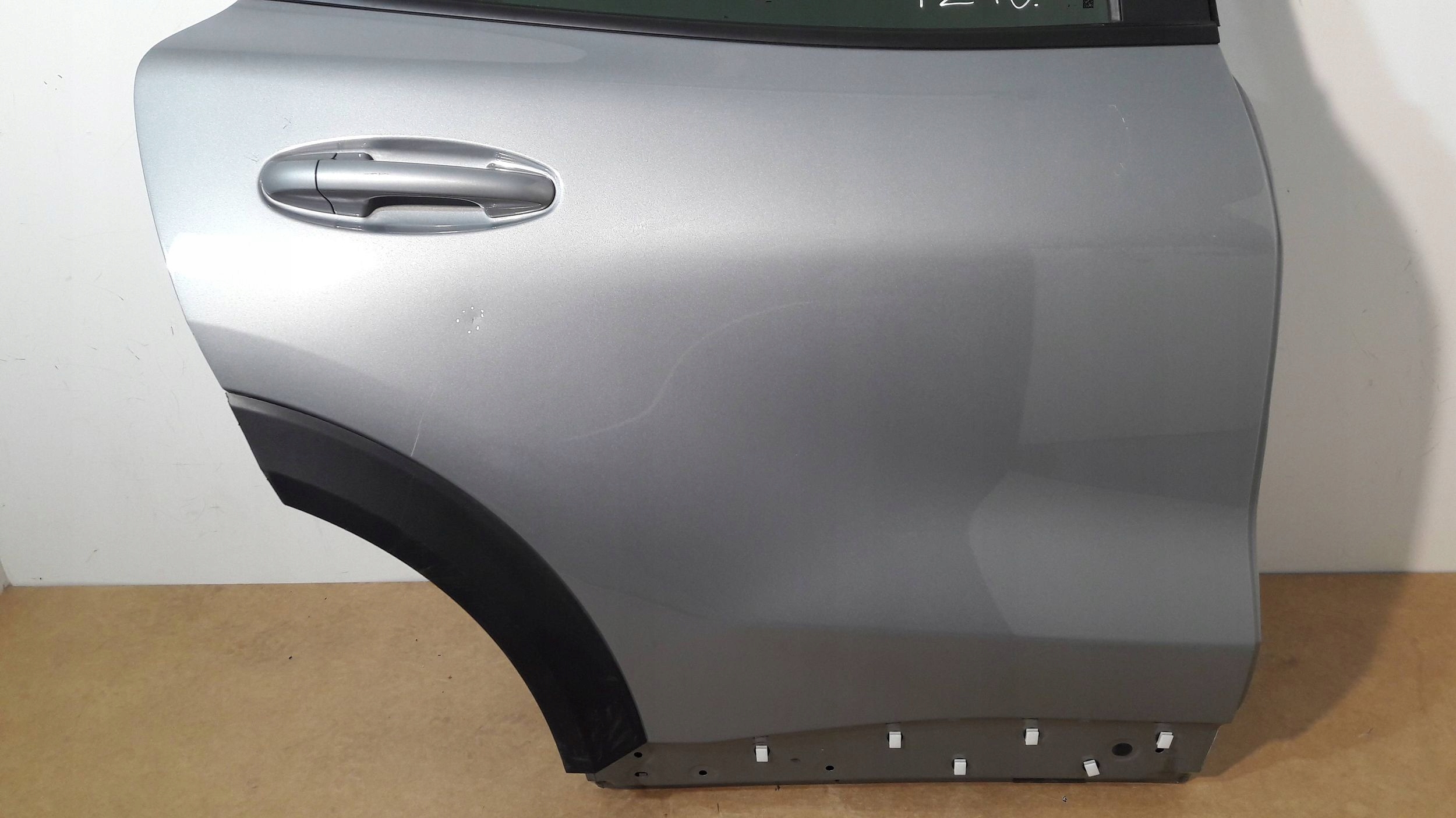 Ford Puma MK2 / 2022 door rear. right (T248)