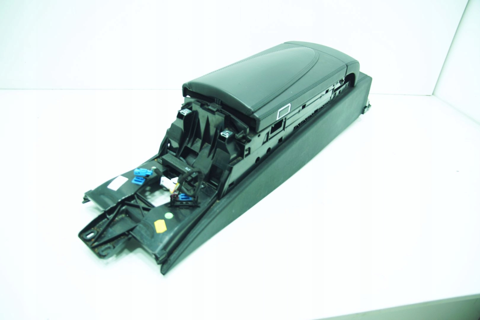 armrest TUNEL central colour MERCEDES CL500 CL W216