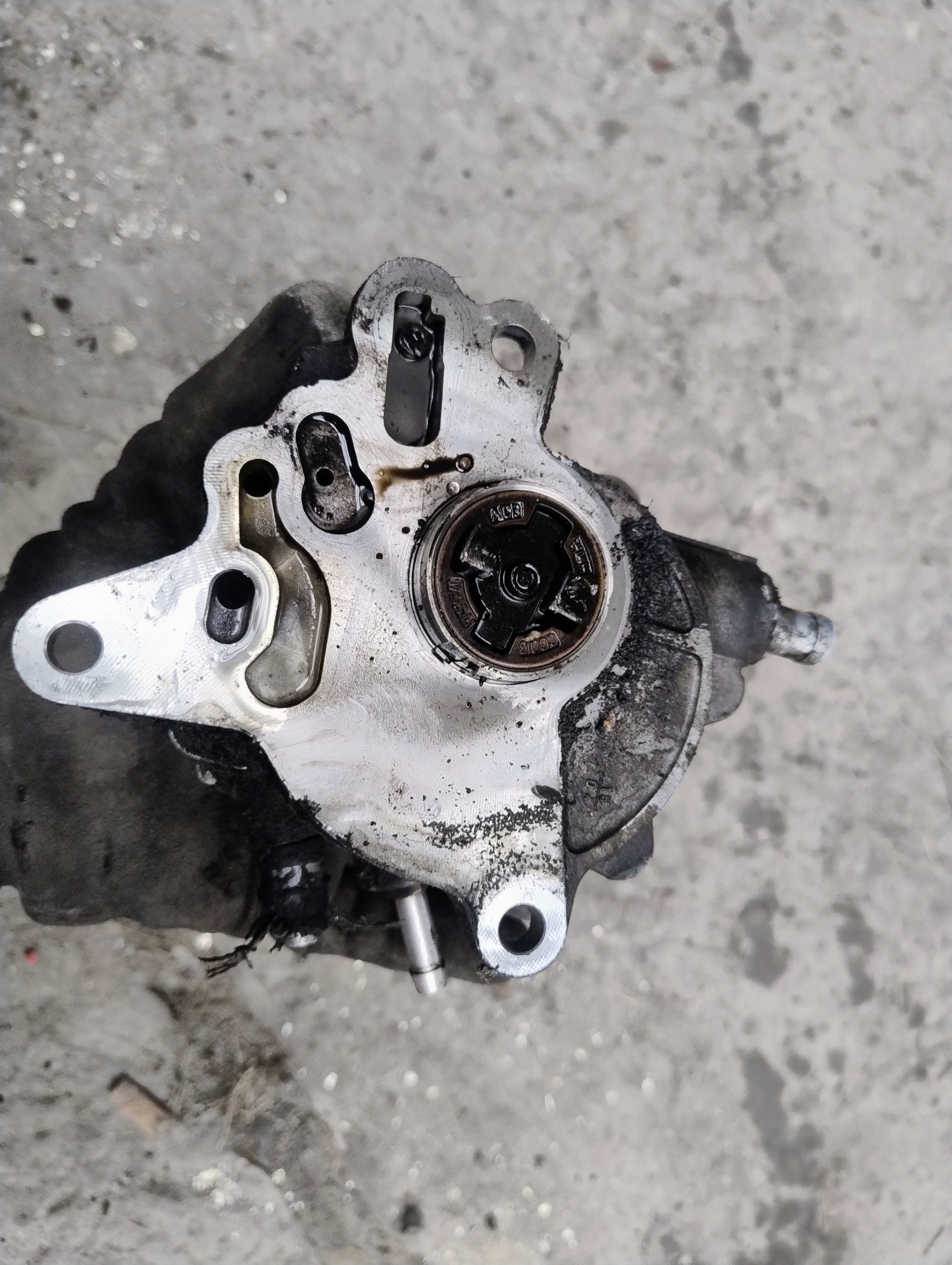 Pompa vacum audi a4 b7 2,0 tdi 03G145209