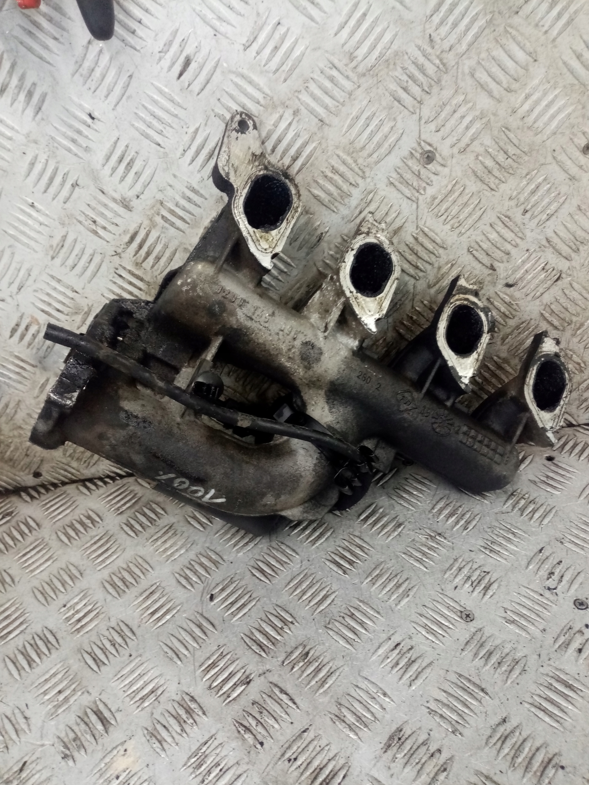 intake manifold RENAULT MEGANE 2