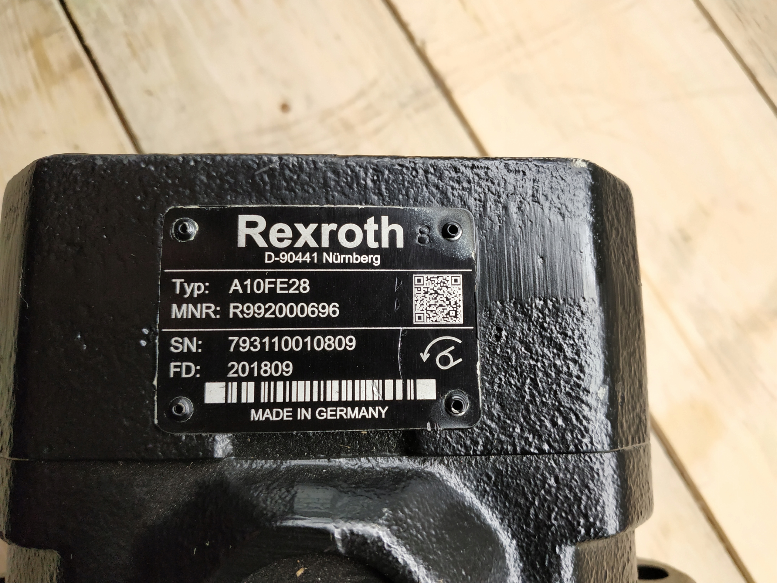 Silnik Bosch Rexroth A10FE28/52L-VCF10N002 Numer katalogowy części R992000696