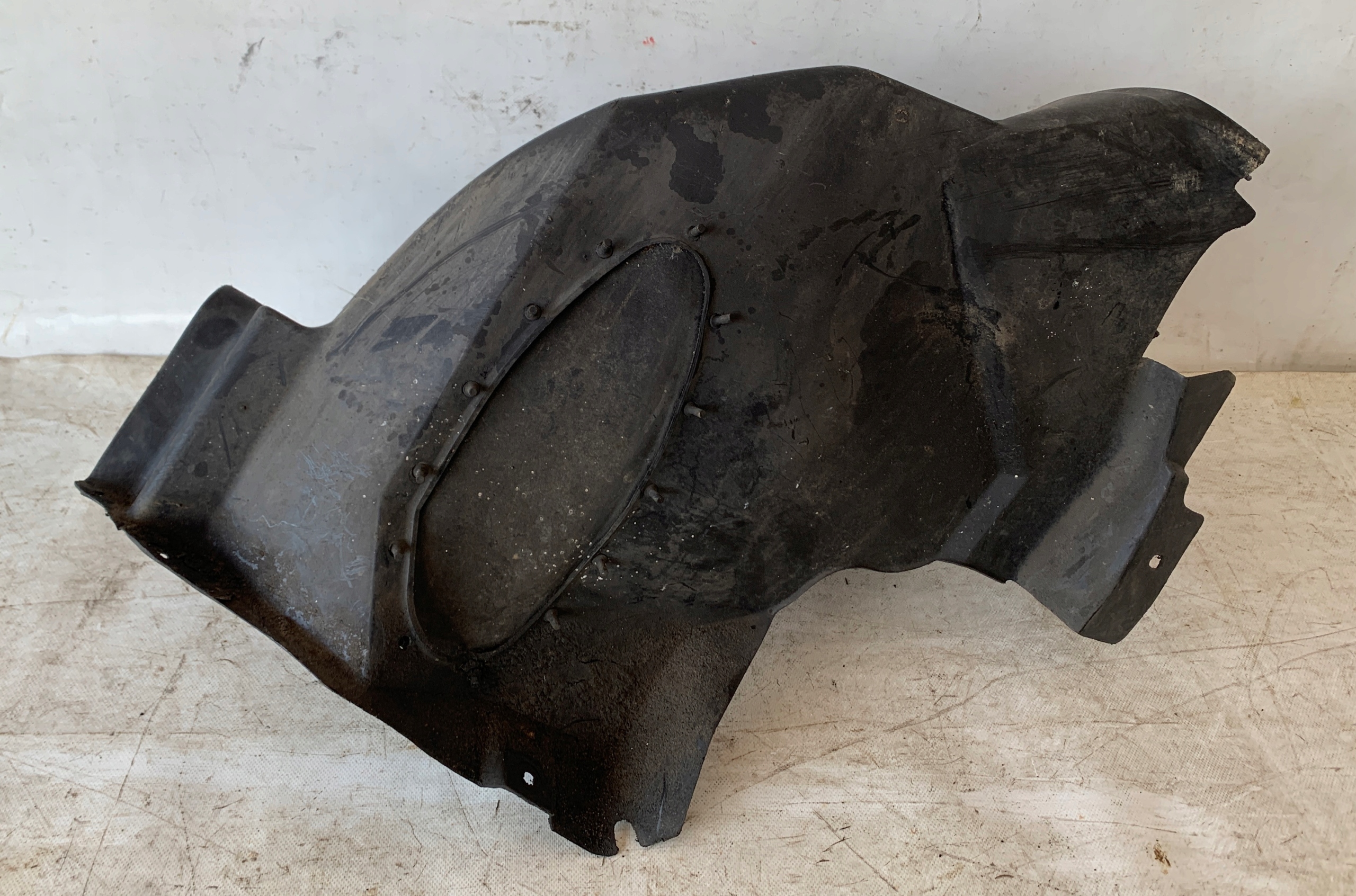 mudguard right front SAAB 9000 92-98 9082744
