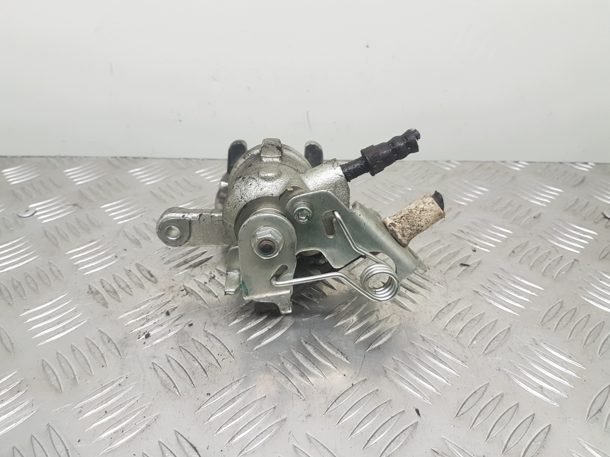 caliper brake right rear part rear FORD MONDEO MK 4