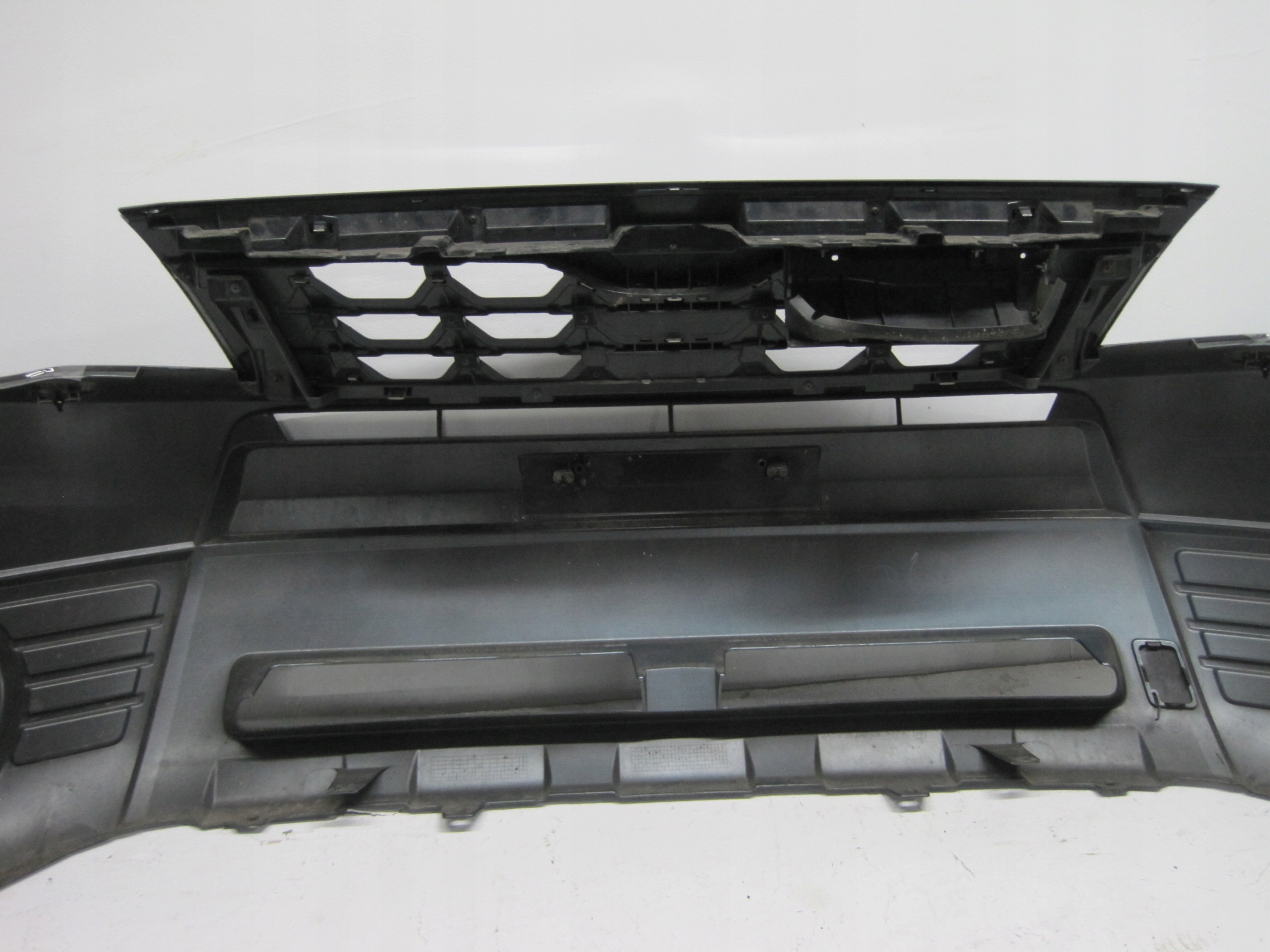 bumper SUBARU FORESTER 10r below XENON front