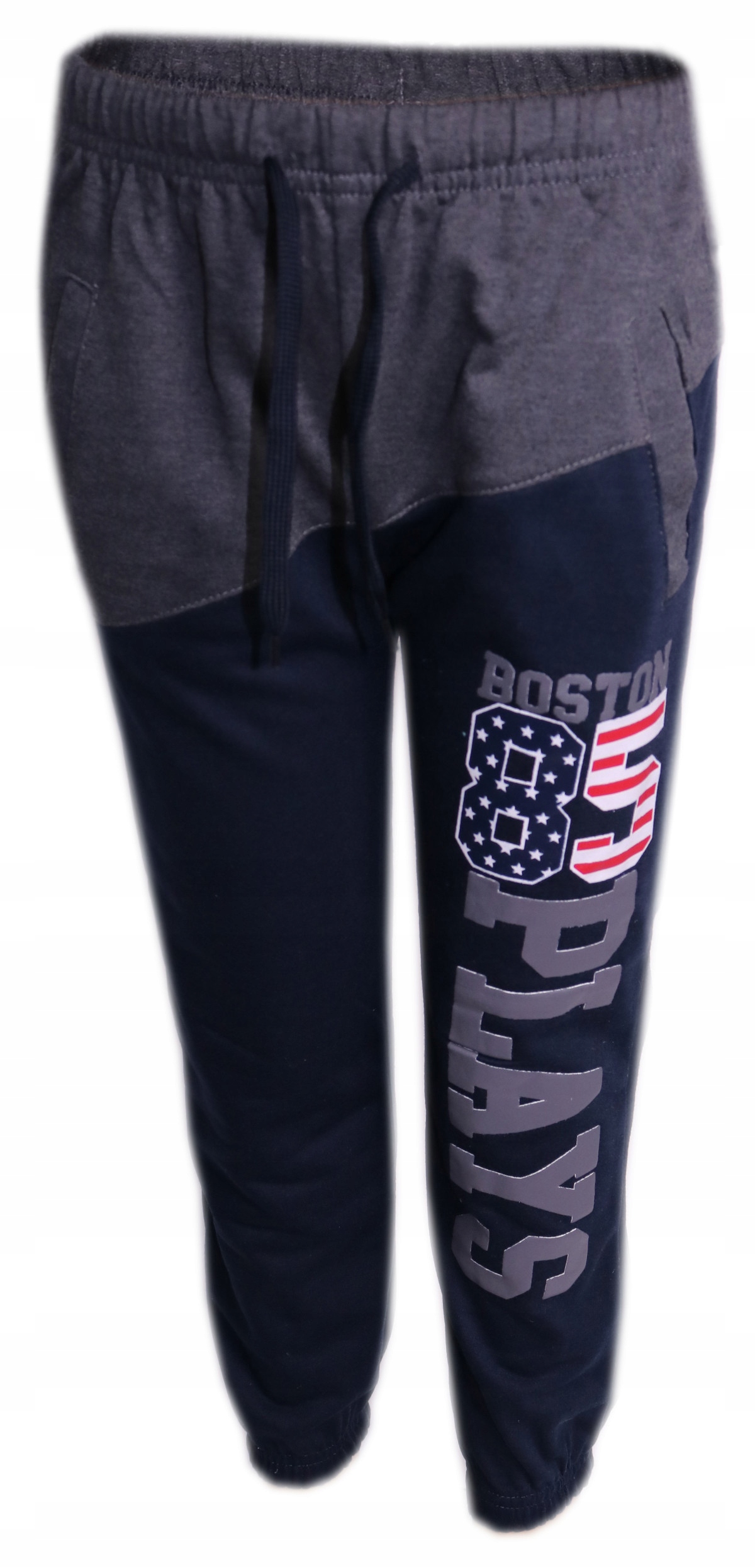 Chłopięce spodnie dresowe 122-128