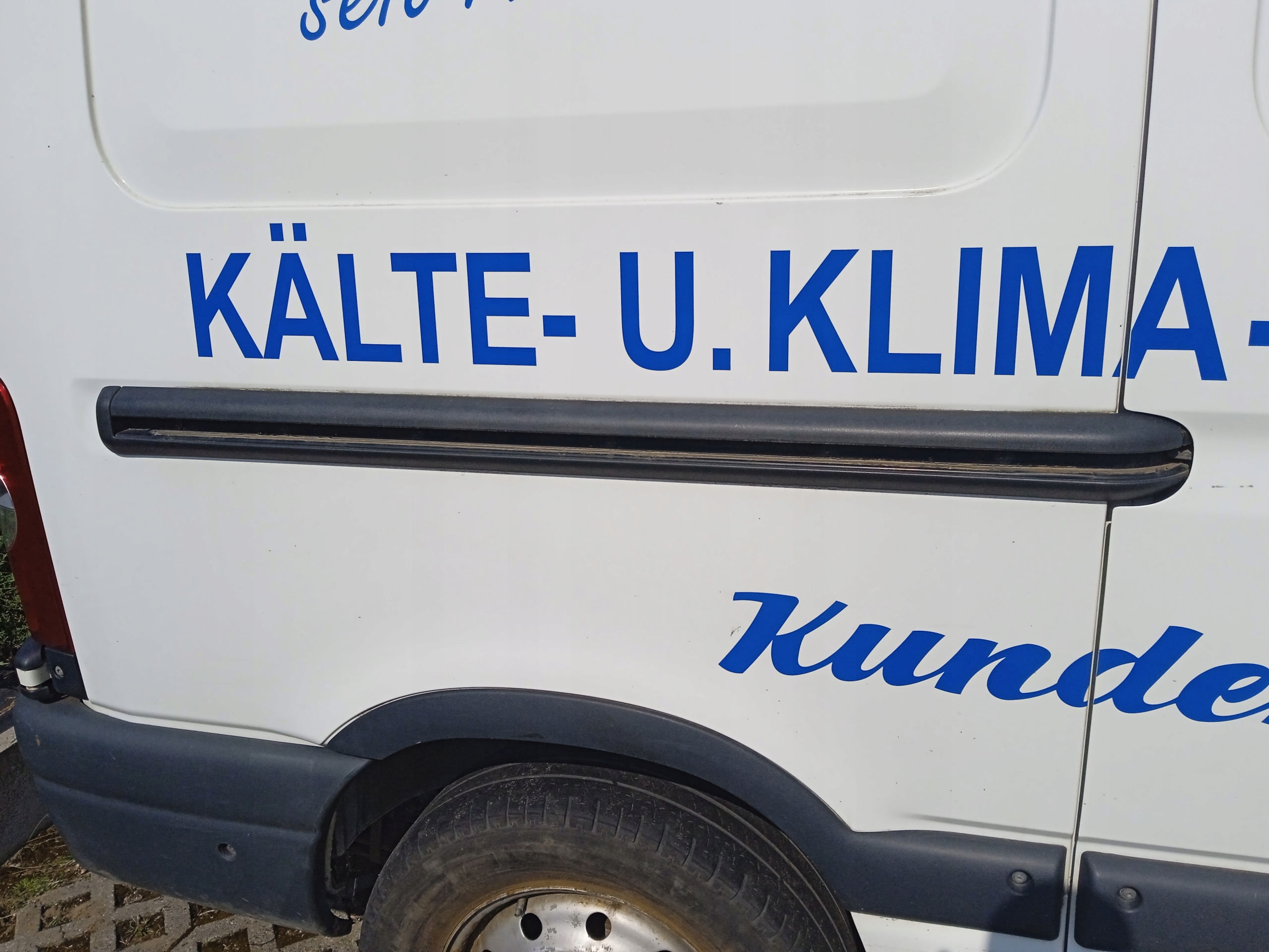 PROWADNICA DRZWI PRZESUWNYCH MASTER MOVANO II