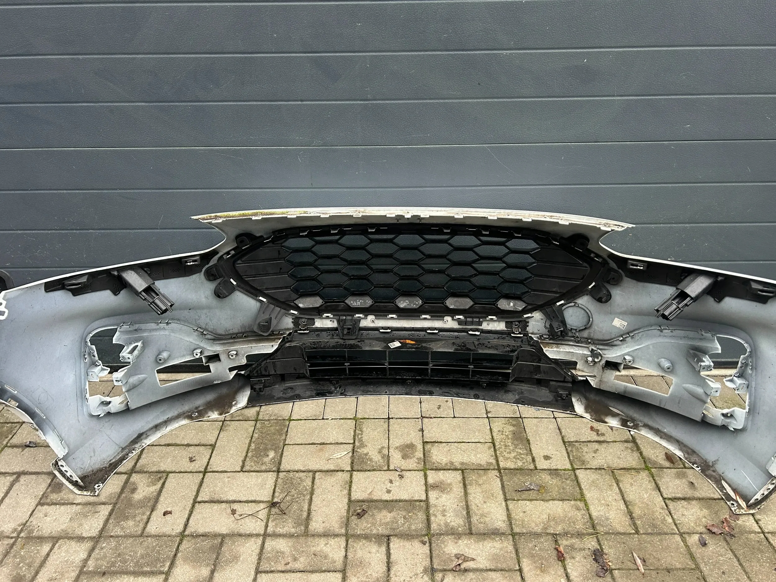 FORD KUGA III 21- ST LINE NÁRAZNÍK PREDOK PREDNÝ