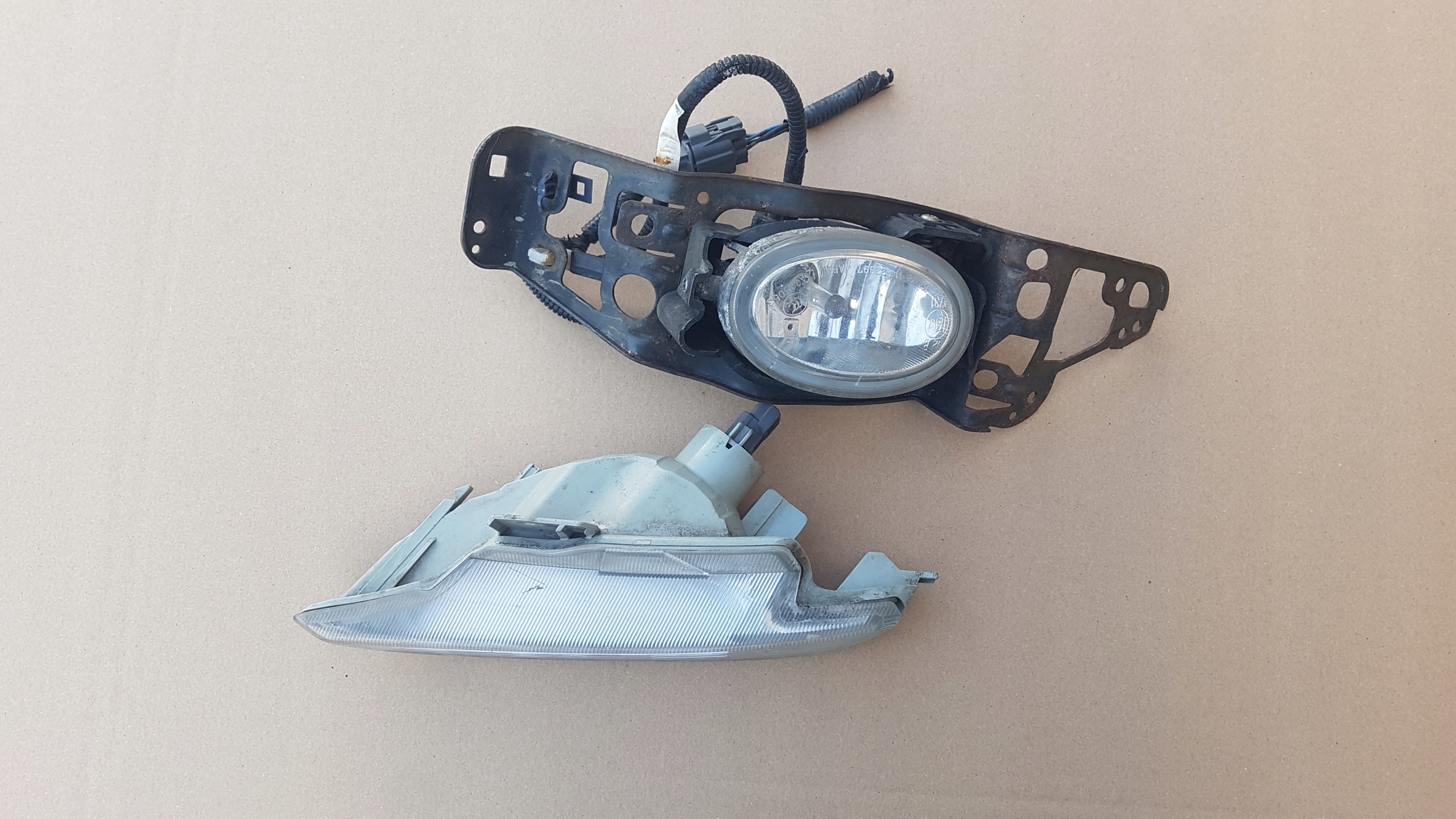 fog light +indicator +frame left HONDA INSIGHT 09-12 210-22874 114-22539