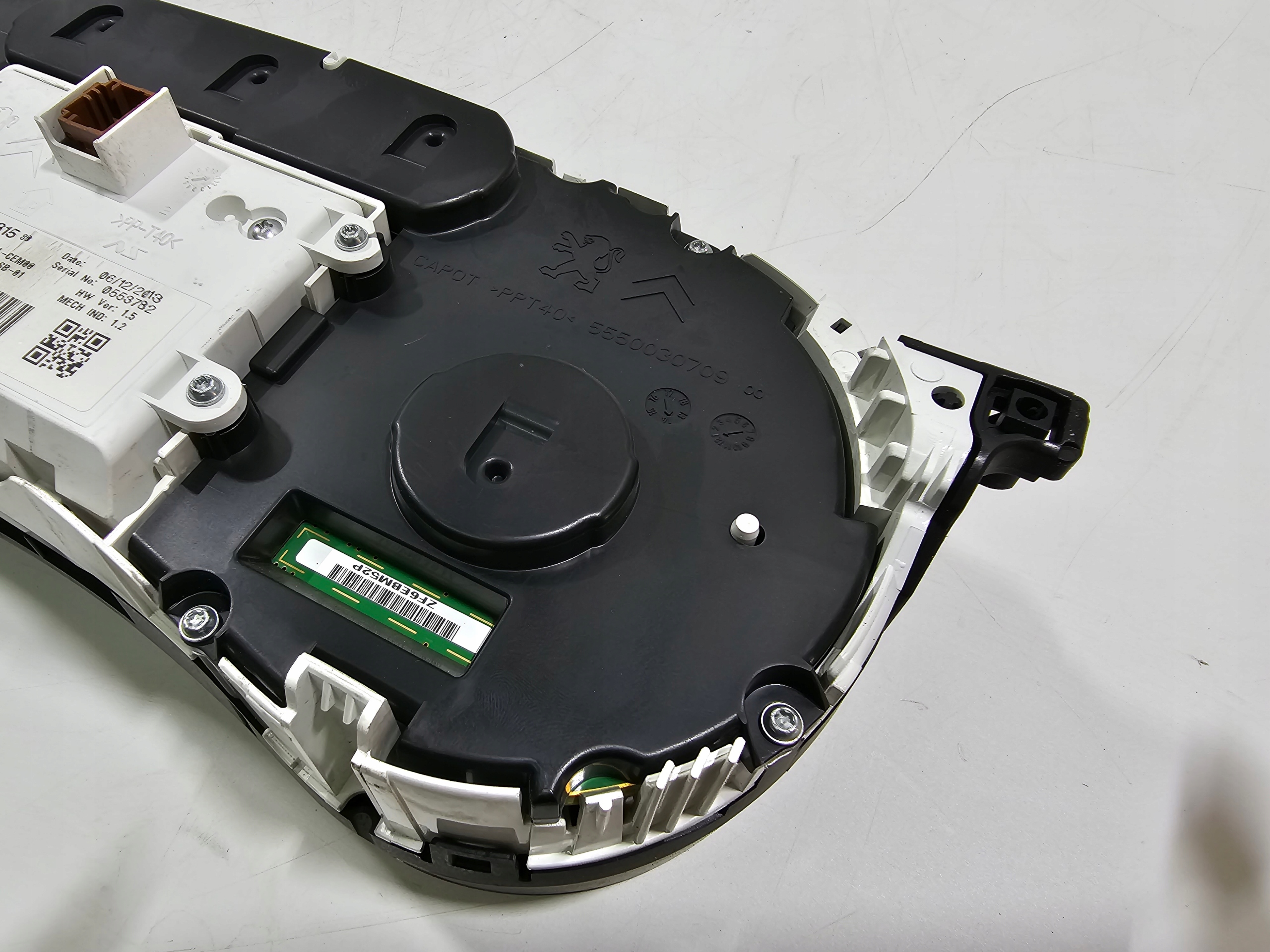 спидометр peugeot 508 гибрид 9806831580